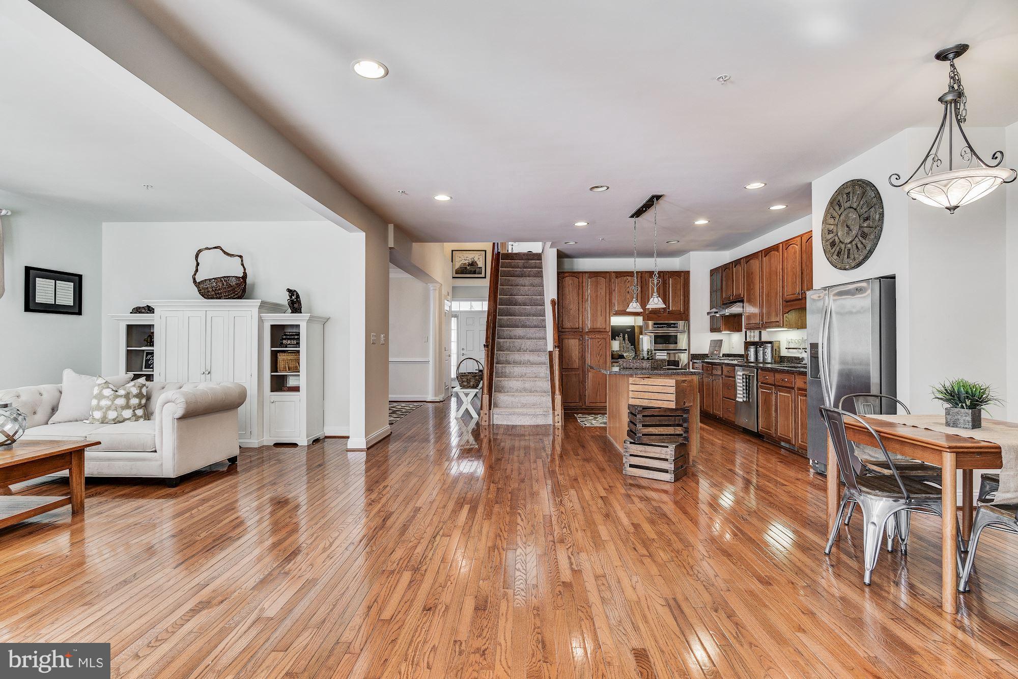 ELLICOTT HILLS - Residential