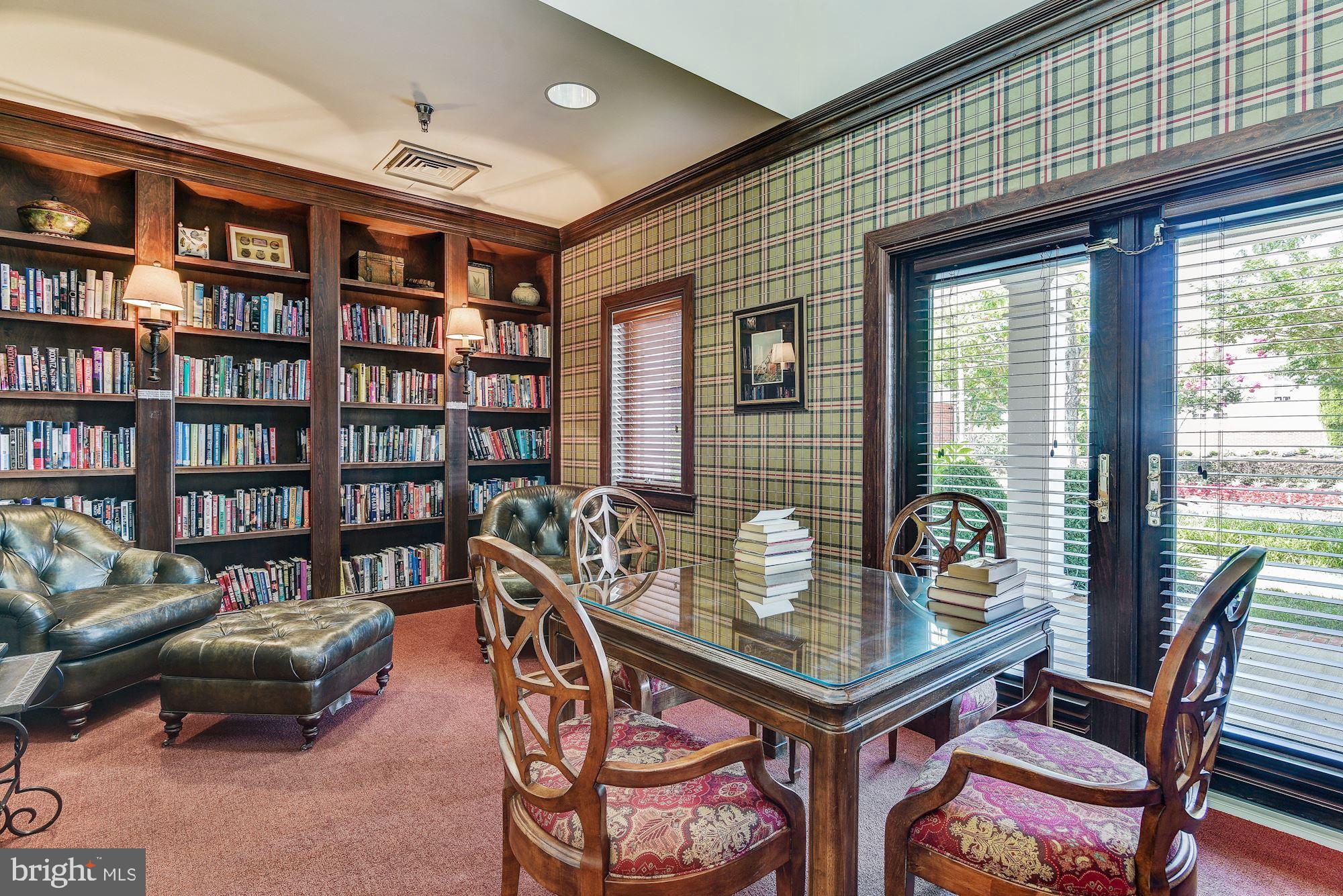 ELLICOTT HILLS - Residential