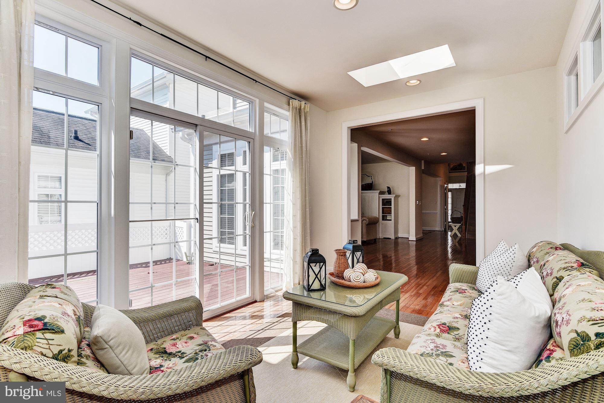 ELLICOTT HILLS - Residential