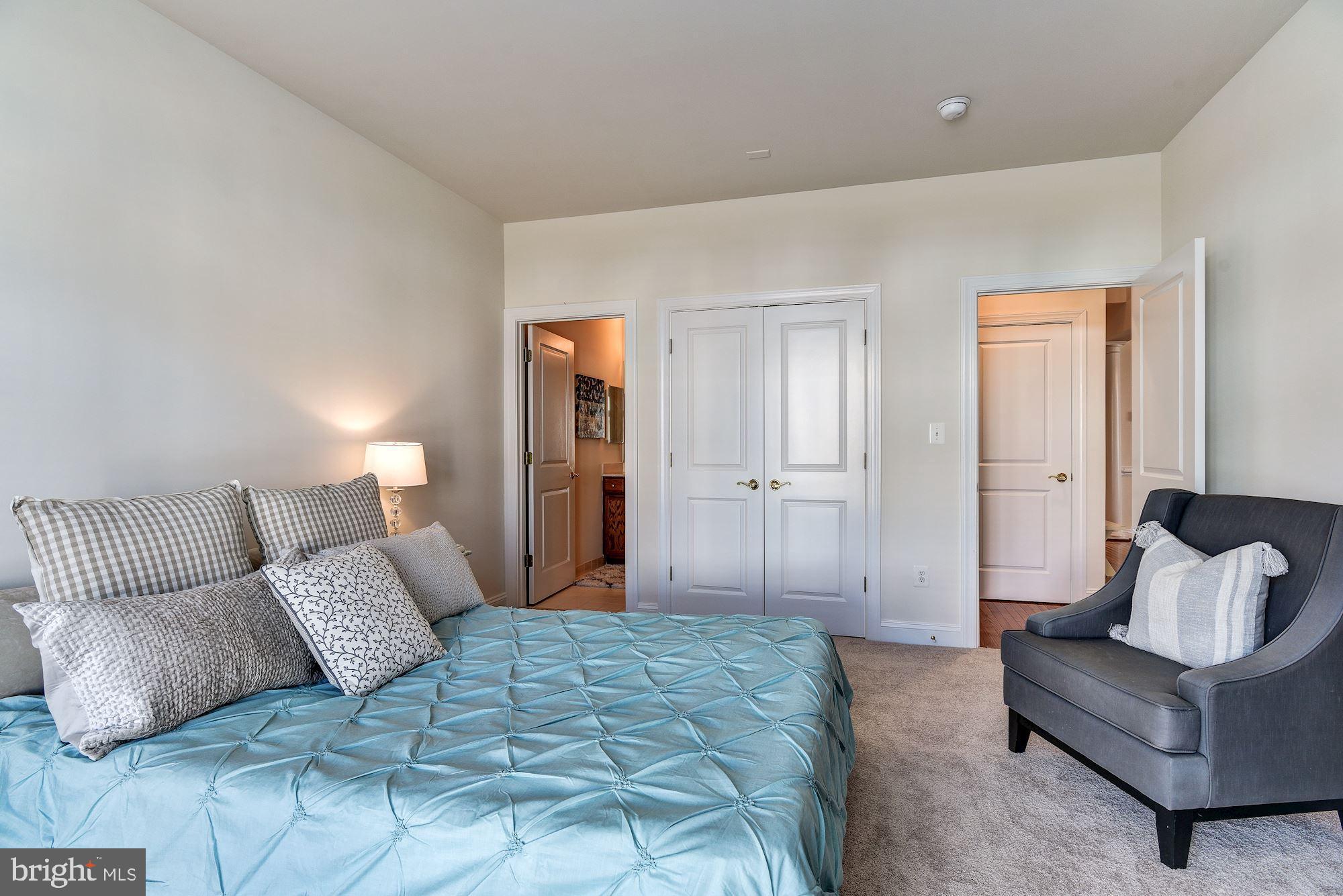 ELLICOTT HILLS - Residential