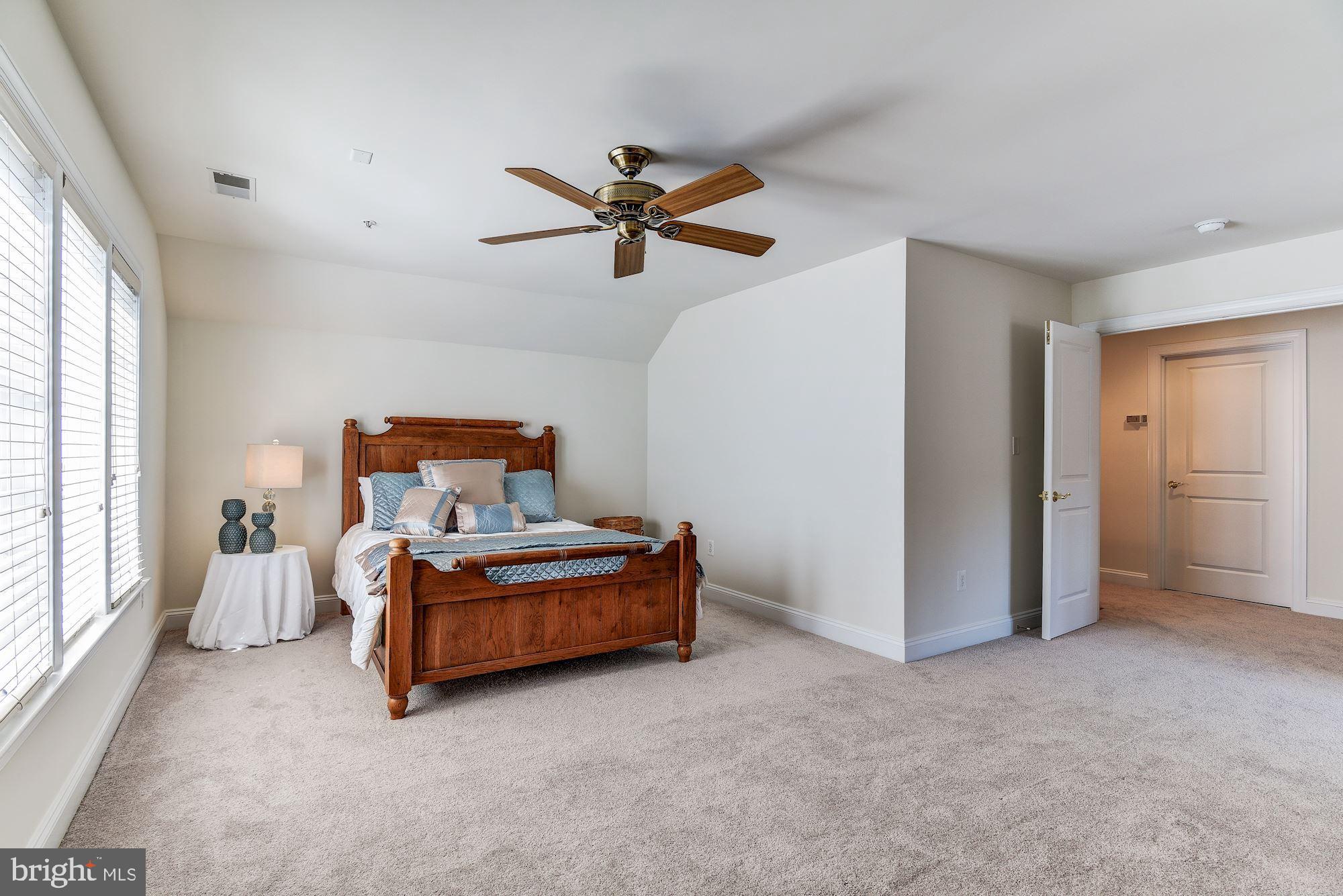 ELLICOTT HILLS - Residential