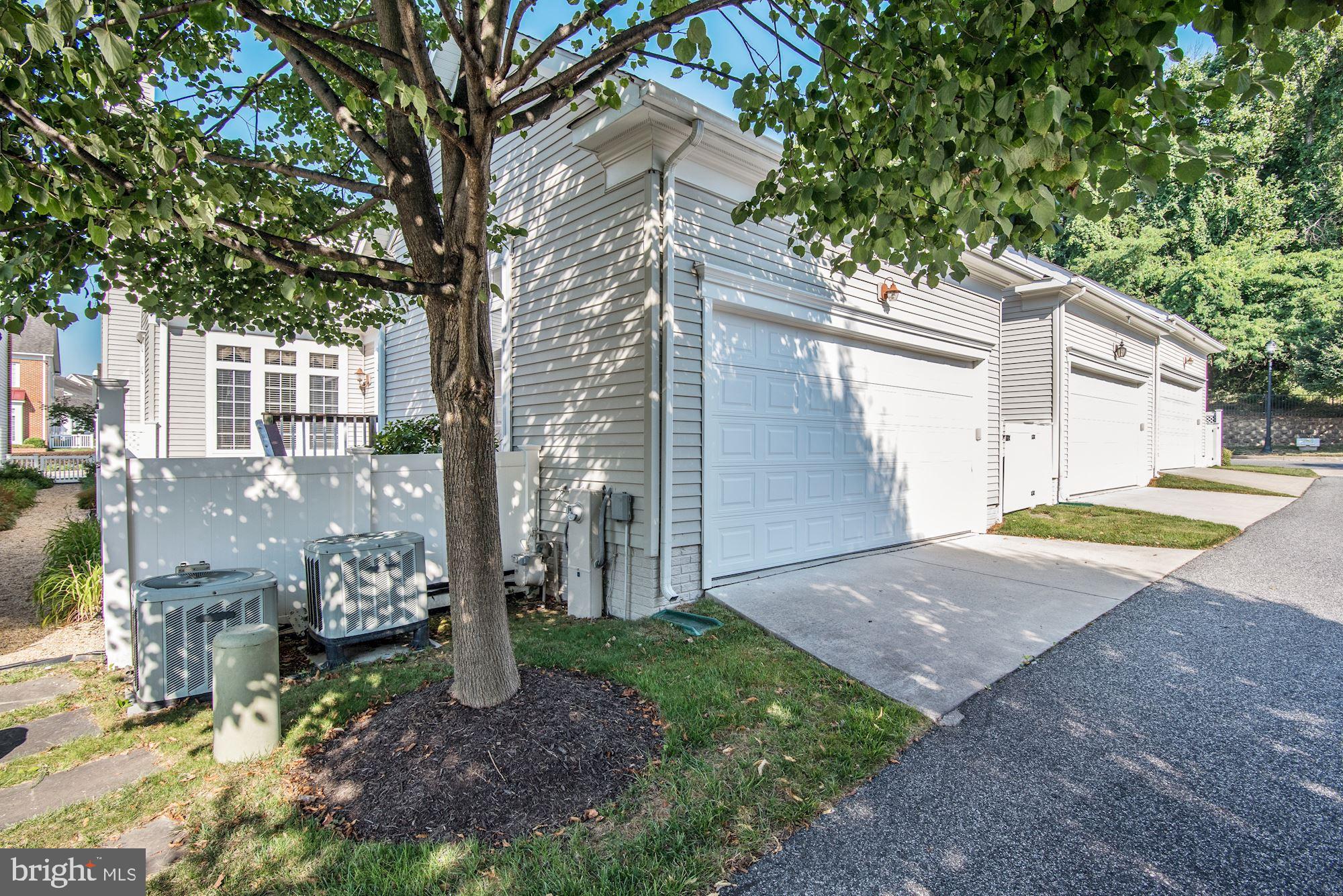 ELLICOTT HILLS - Residential