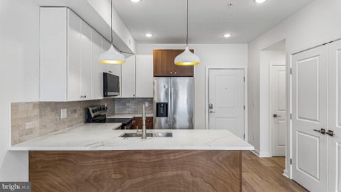 Photo for 921 E CHELTEN AVENUE 204