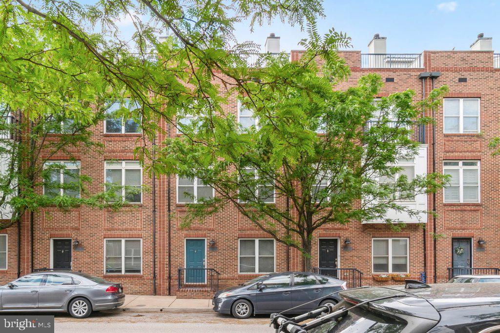 Welcome to 1434 Steuart Street, a spacious and well-maintained 3-bedroom, 2.5-bath townhome located in the heart of Baltimore. This stylish home offers over 2,250 square feet of living space across three levels, featuring a desirable open layout, modern finishes, and a convenient location close to it all.
Step inside to find generous living areas, abundant natural light, and thoughtful design throughout. The main level includes a flexible living space, perfect for a home office, media room, or additional lounge area, along with a convenient half bath. The upper levels feature a large living and dining area with hardwood floors, a cozy fireplace, and a well-equipped kitchen with ample cabinetry and counter space—ideal for entertaining or everyday living.
The spacious primary suite includes a private bath and large closet, while two additional bedrooms and another full bath complete the upper level. A 2-car attached rear-entry garage adds convenience and extra storage.
Located just minutes from shops, dining, parks, and commuter routes, this home offers a rare opportunity to enjoy both space and accessibility in one of Baltimore's most convenient neighborhoods. Schedule your showing today!