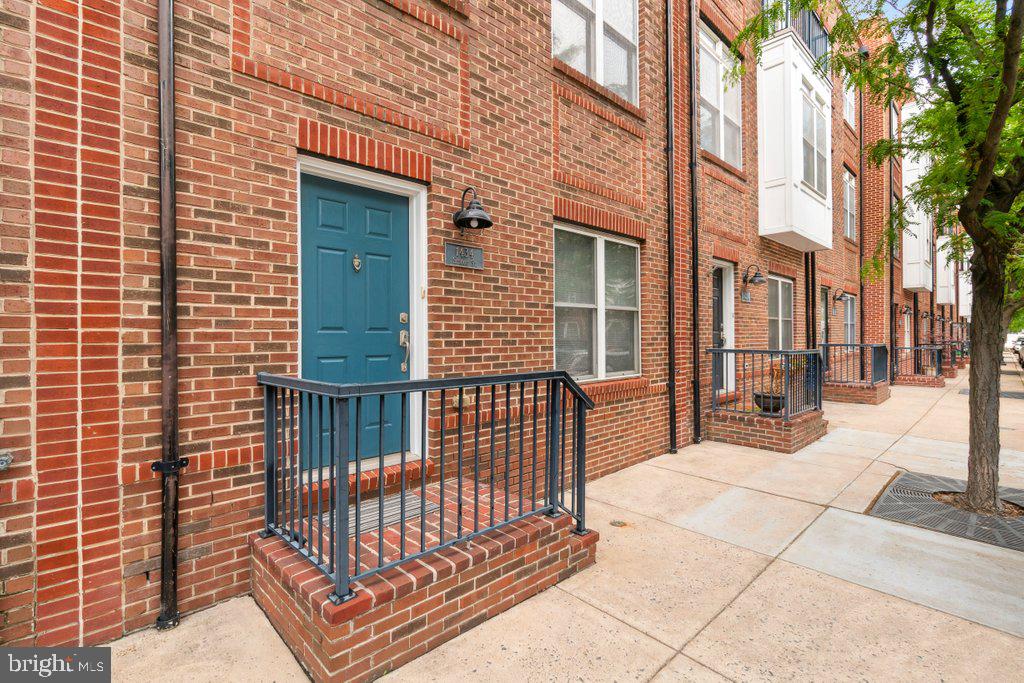 1434 STEUART STREET