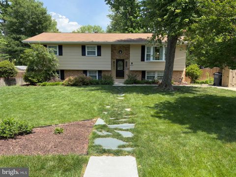 Photo of 8627 Braddock Avenue, ALEXANDRIA, VA 22309 (MLS # VAFX2310920)