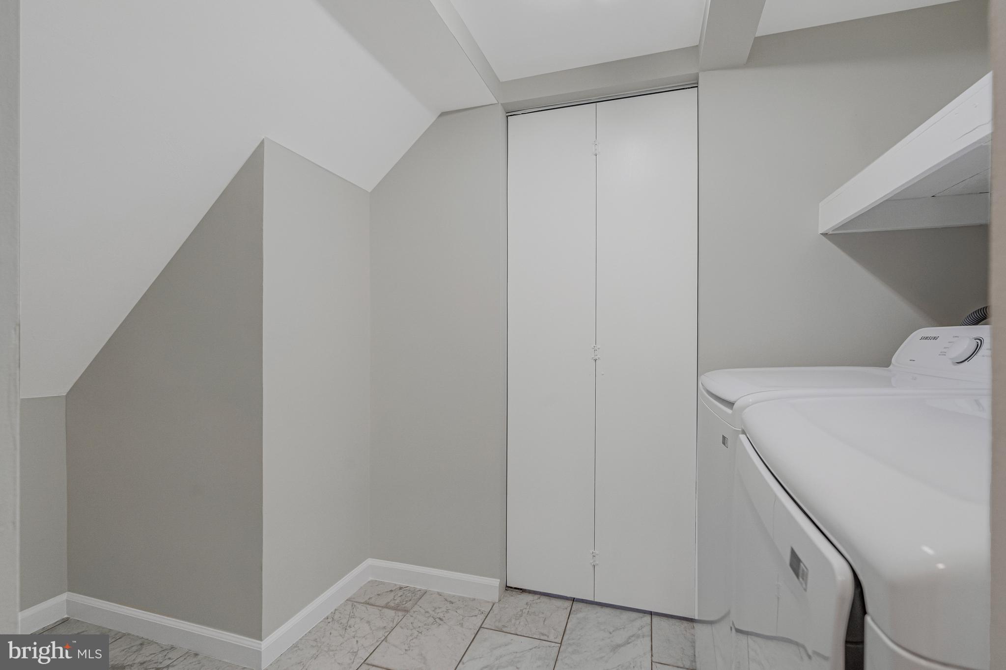 SUGARLAND RUN - Residential