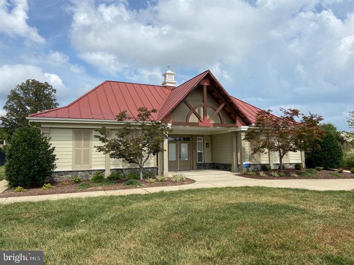 WOODSTREAM - Residential Lease