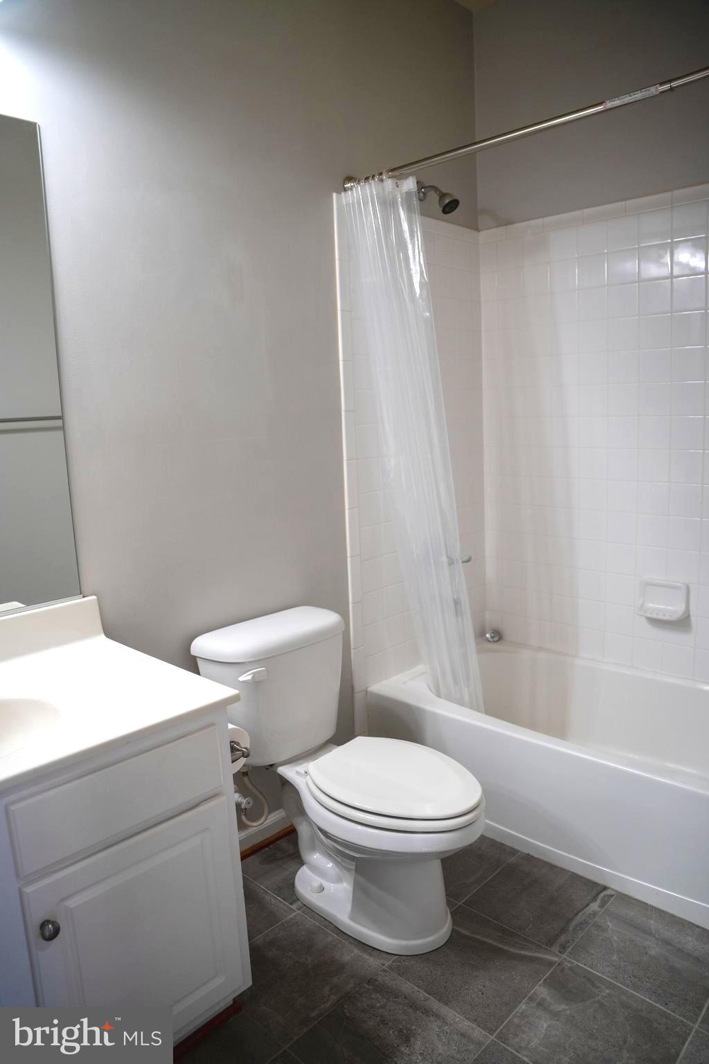 WOODSTREAM - Residential Lease