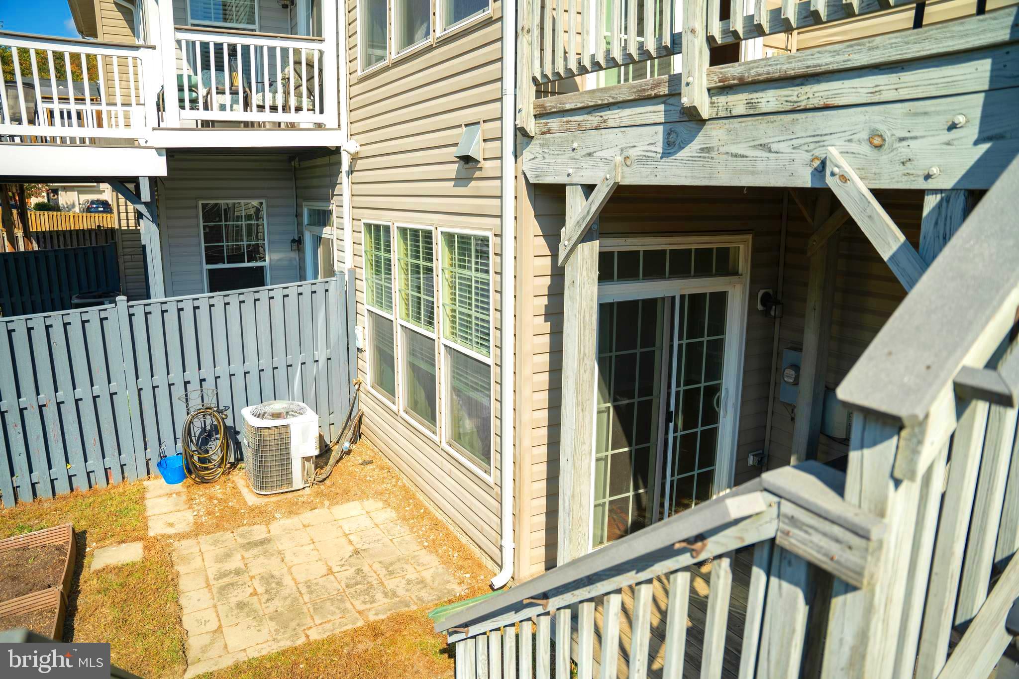 WOODSTREAM - Residential Lease