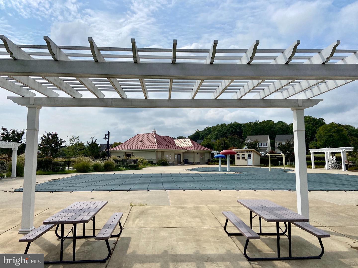 WOODSTREAM - Residential Lease