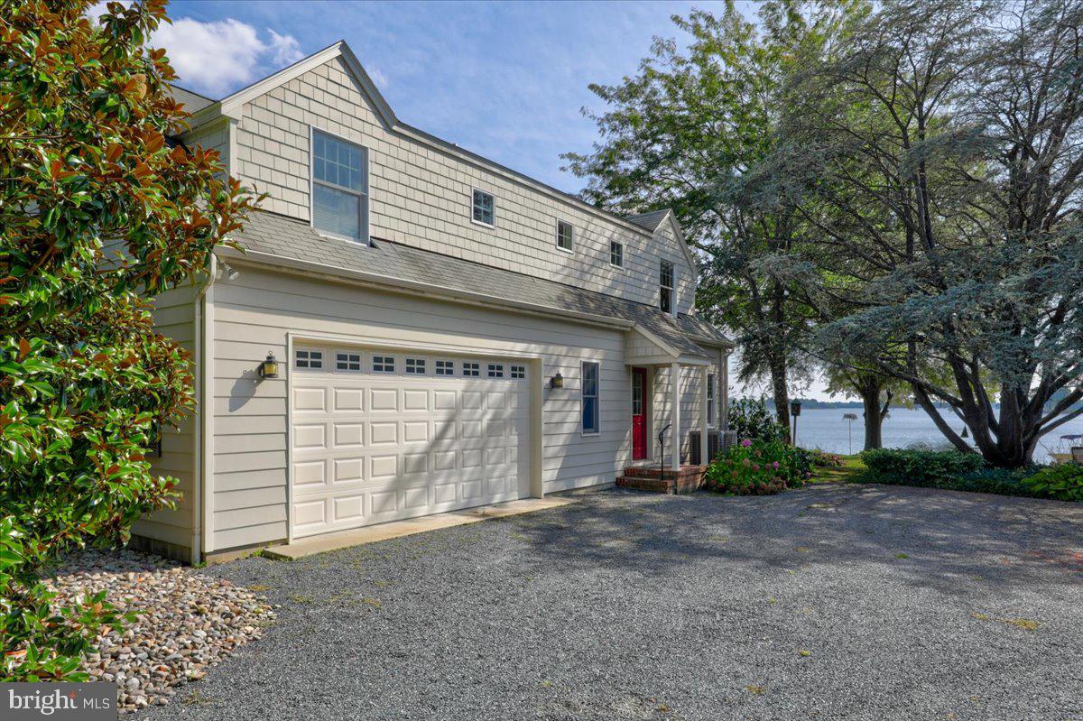 EASTON - Residential