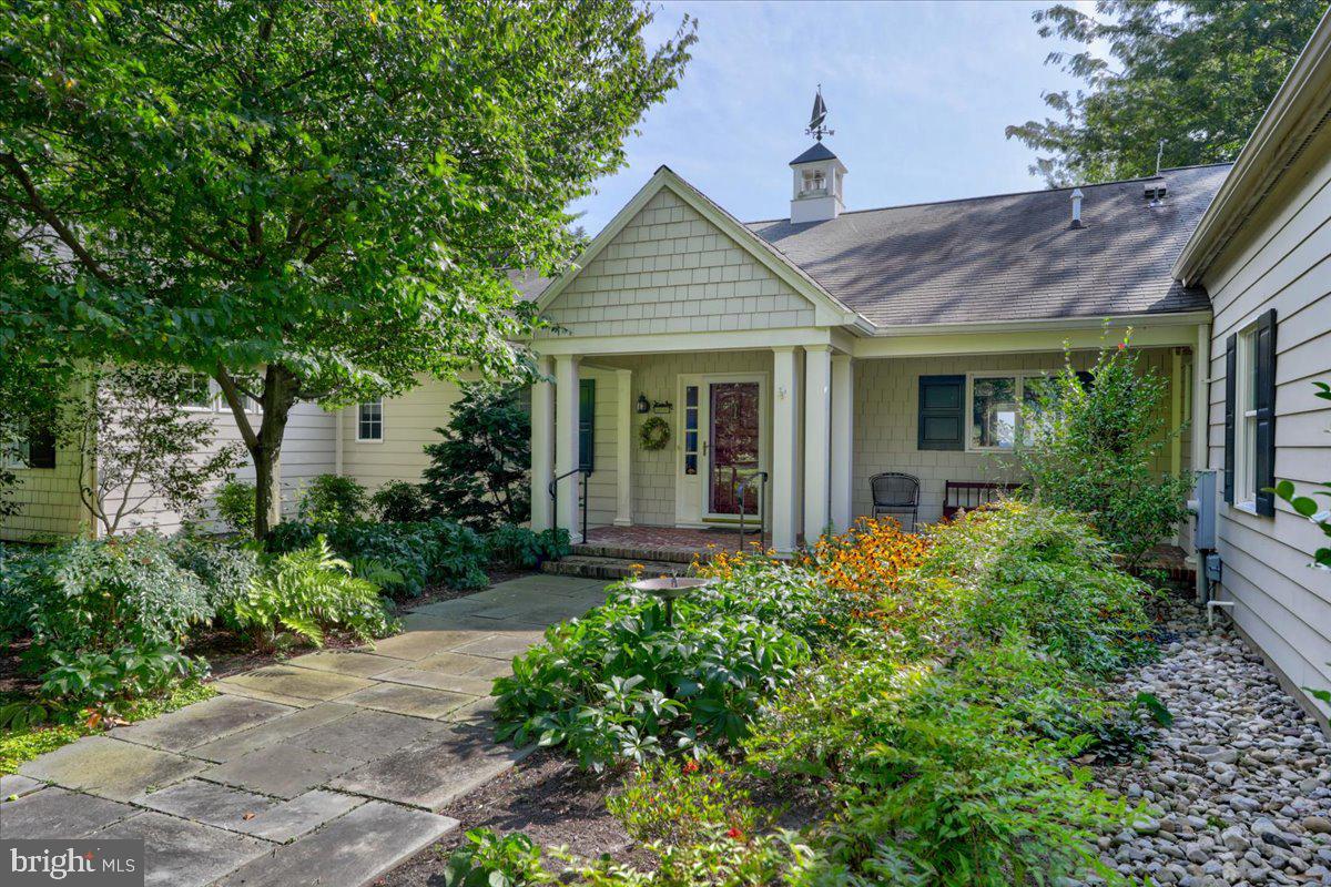 EASTON - Residential