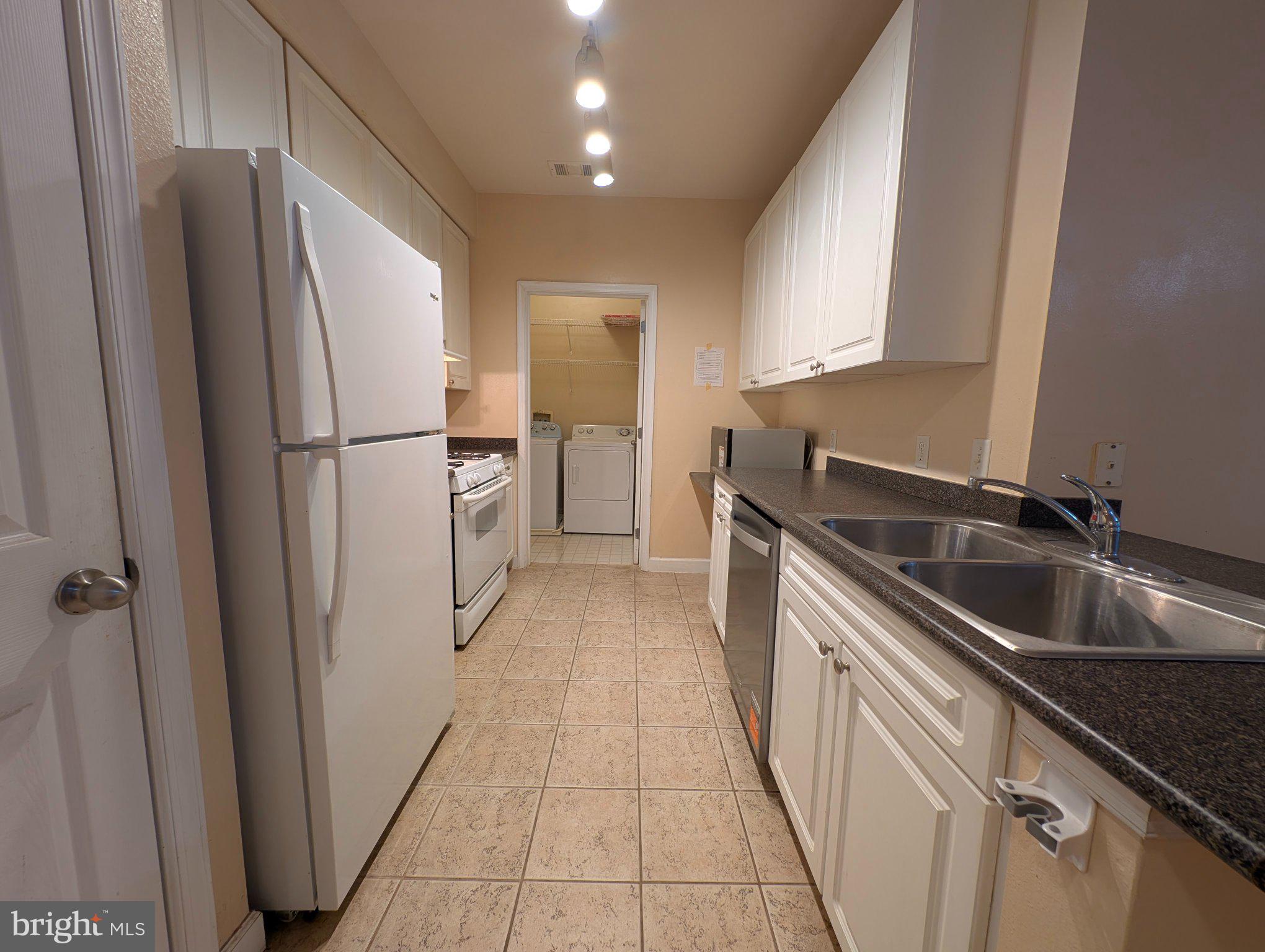 501 HUNGERFORD DRIVE 236