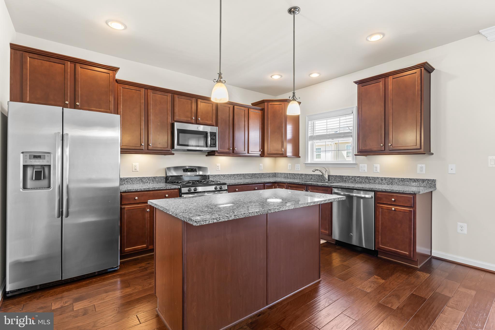 RAPPAHANNOCK LANDING - Residential Lease