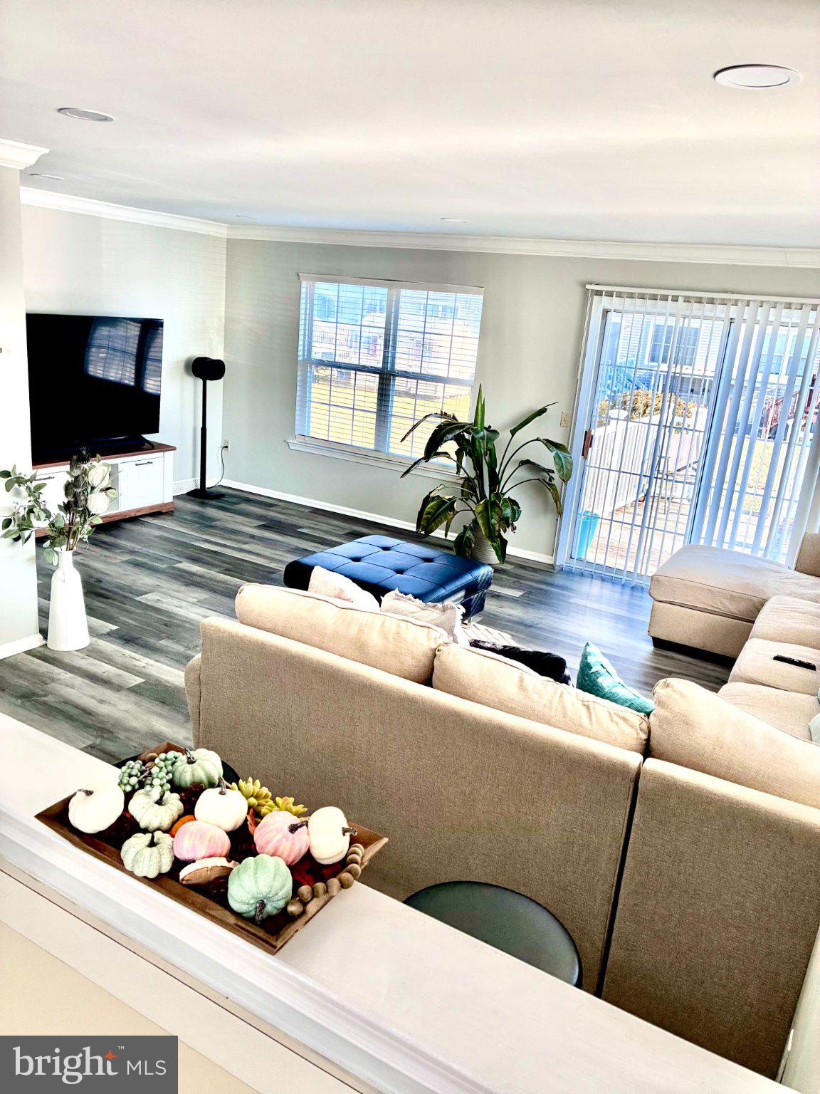 2 FAIR WIND PLACE 29