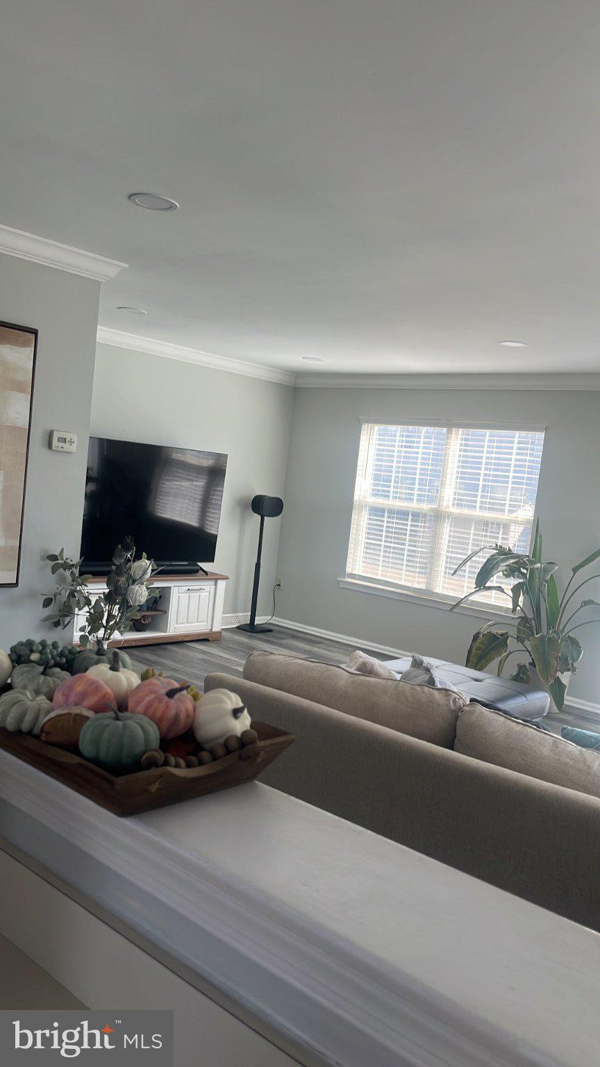 2 FAIR WIND PLACE 29