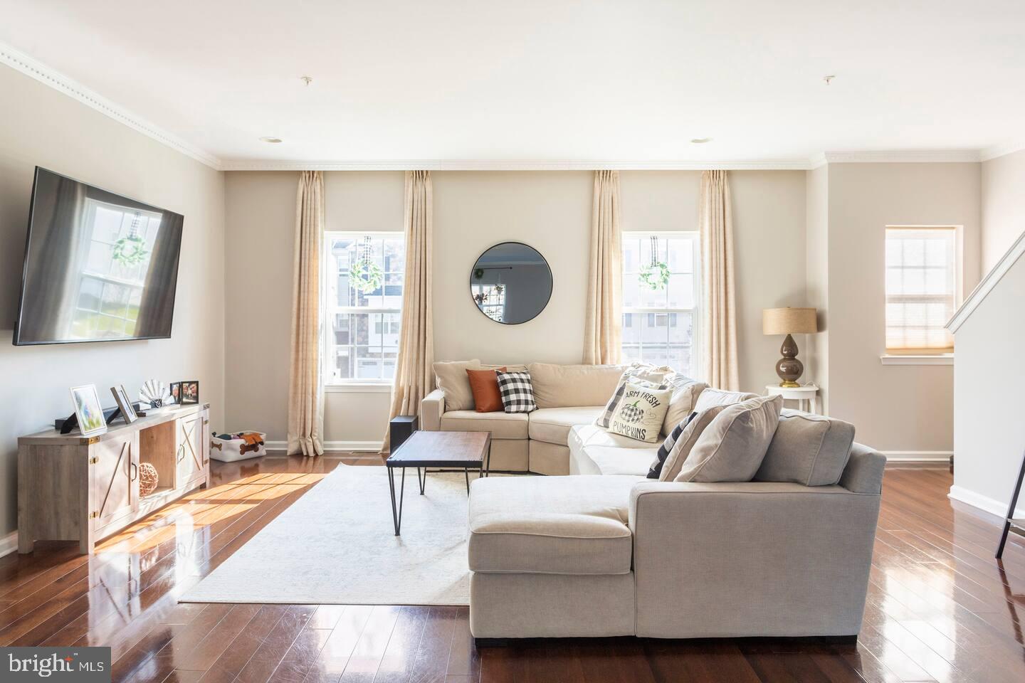 SOMERTON VALLEY - Residential Lease