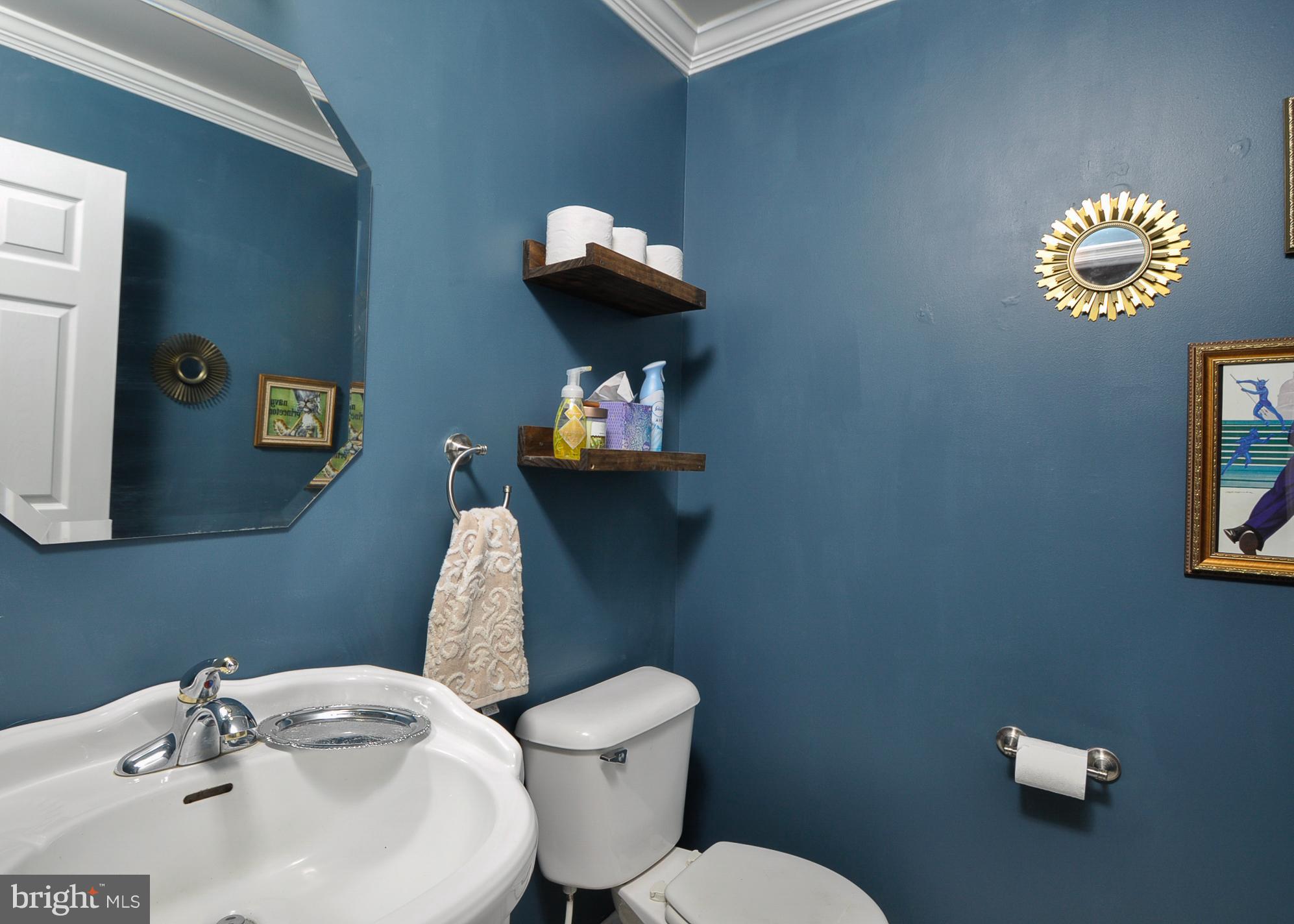 CRYSTAL LAKE - Residential Lease