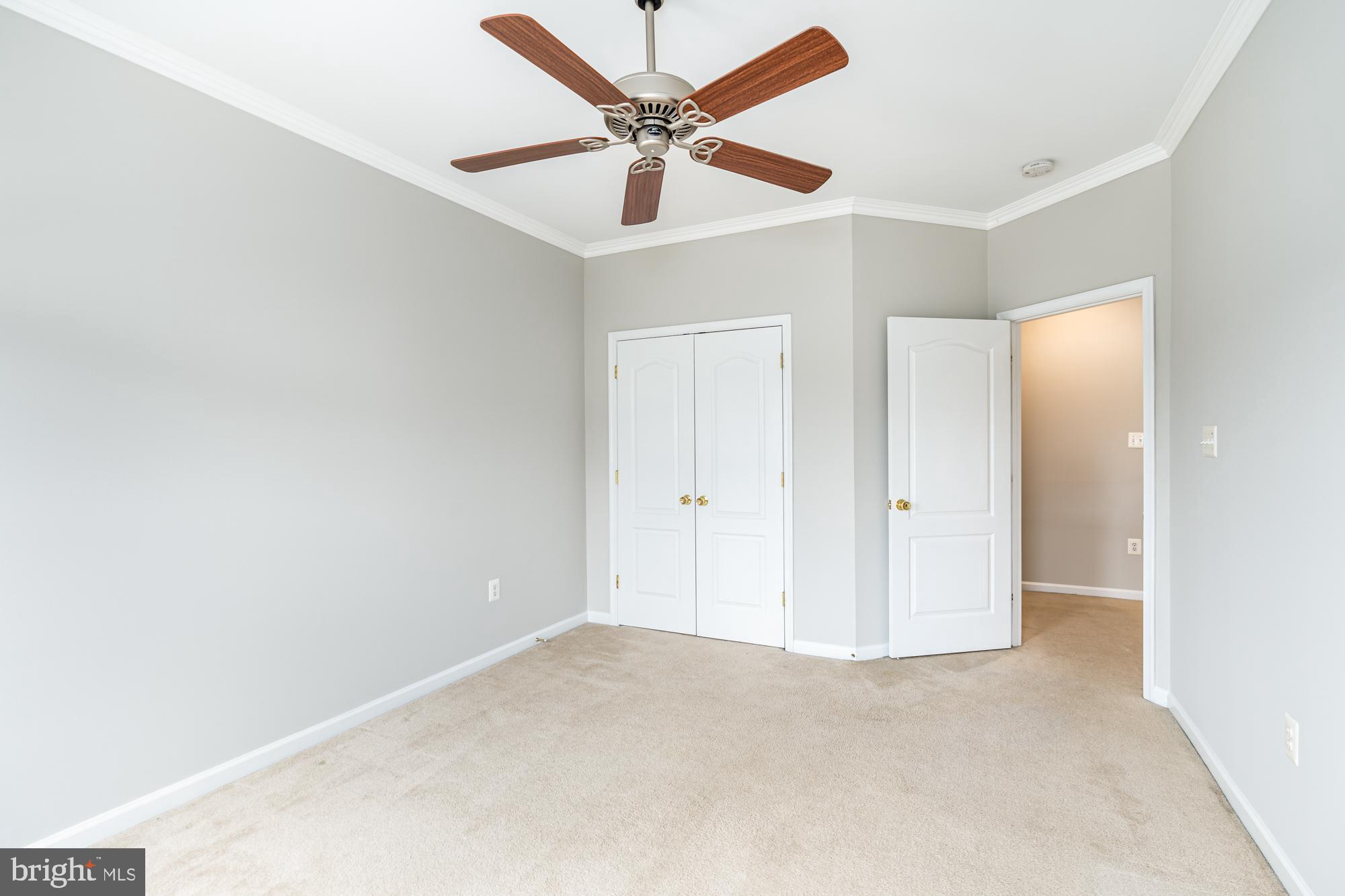 WAKELAND MANOR - Residential Lease