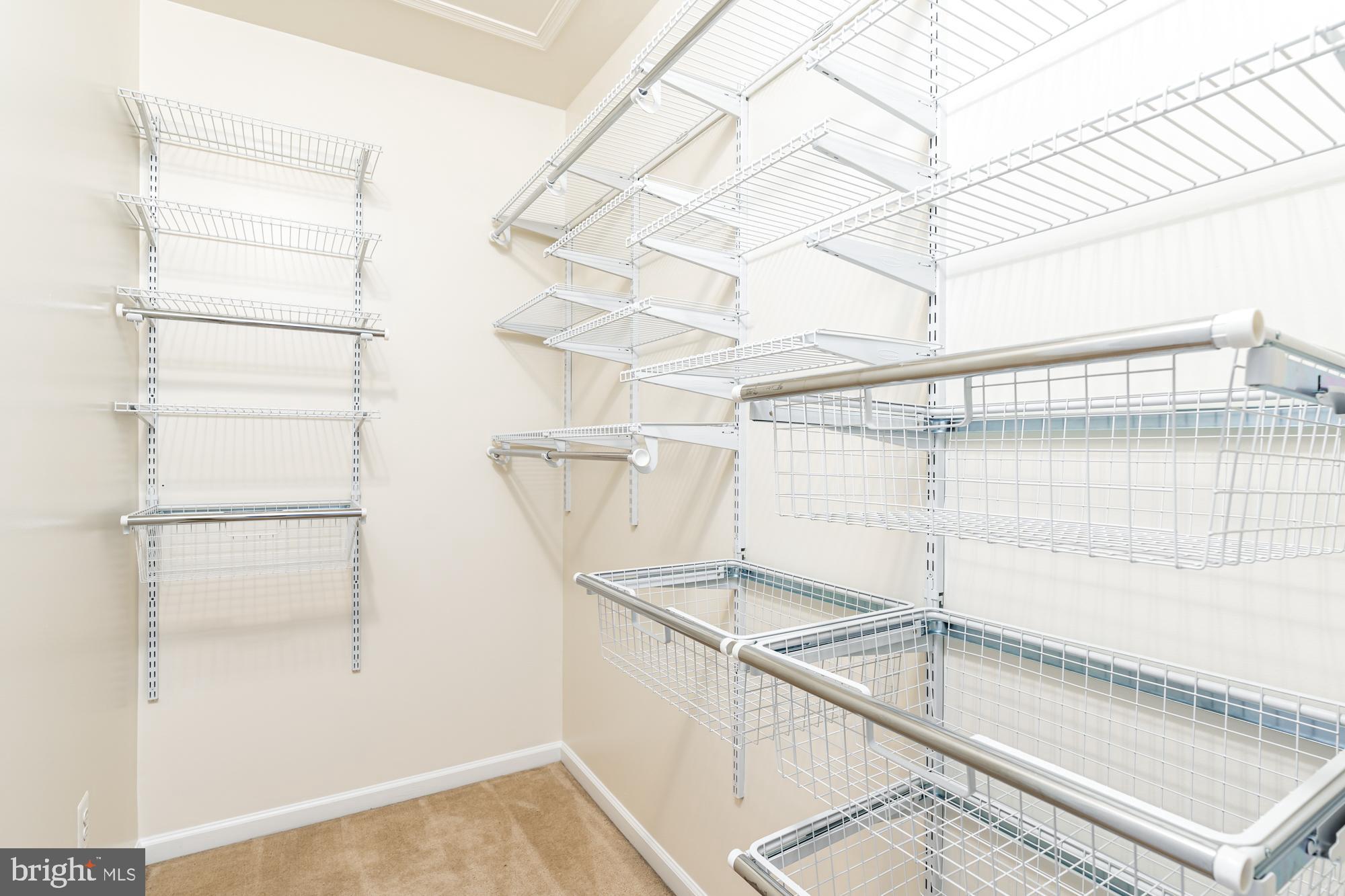 WAKELAND MANOR - Residential Lease