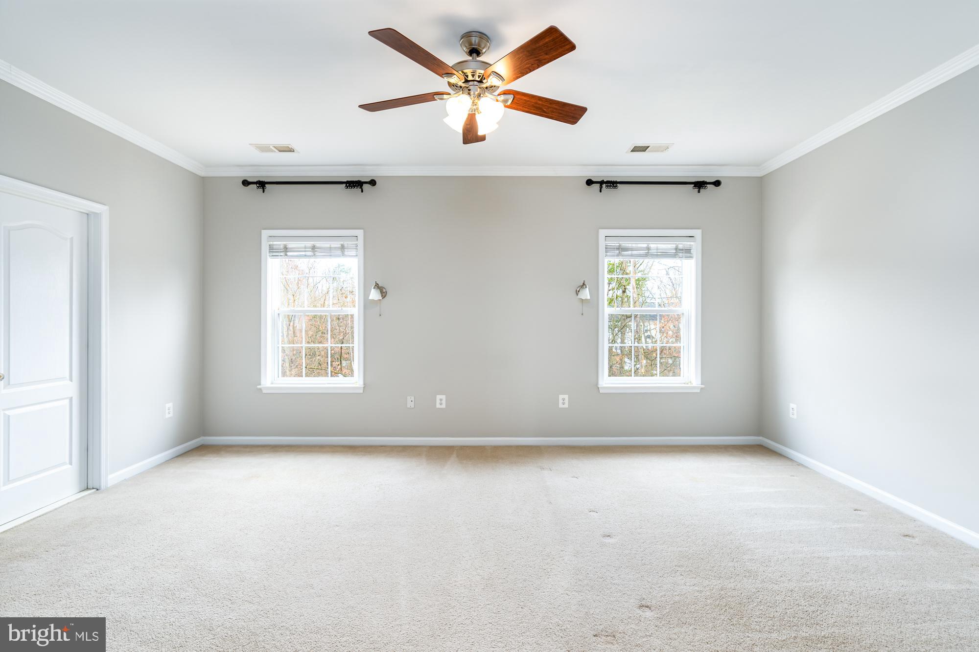 WAKELAND MANOR - Residential Lease