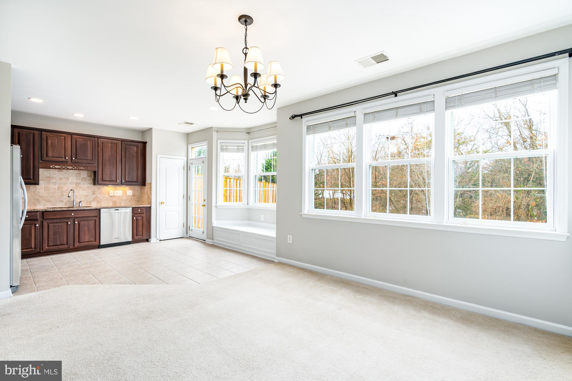 WAKELAND MANOR - Residential Lease