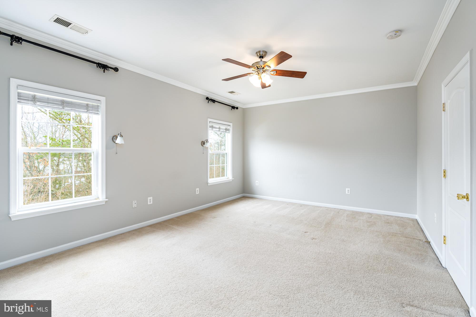 WAKELAND MANOR - Residential Lease