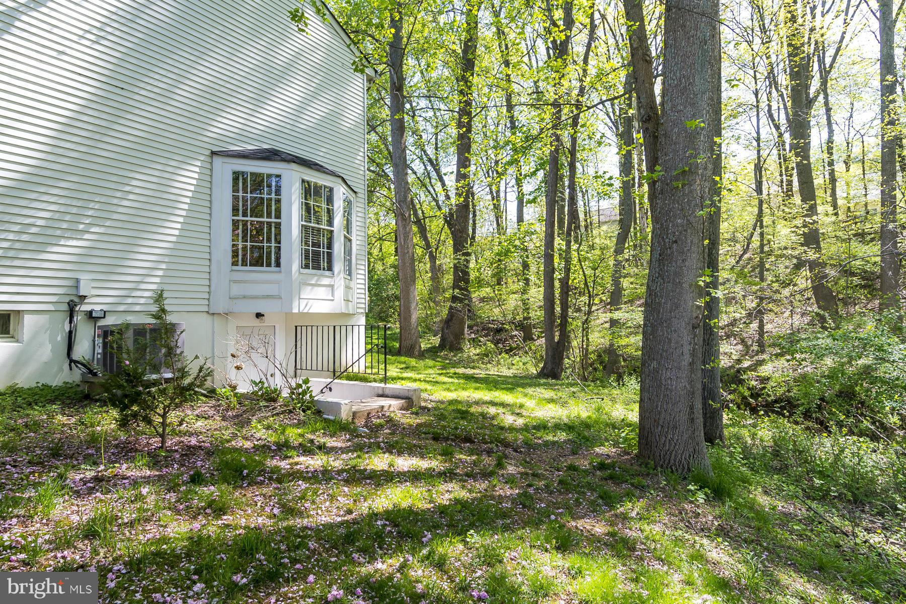 VILLAGE OF HICKORY RIDGE - Residential