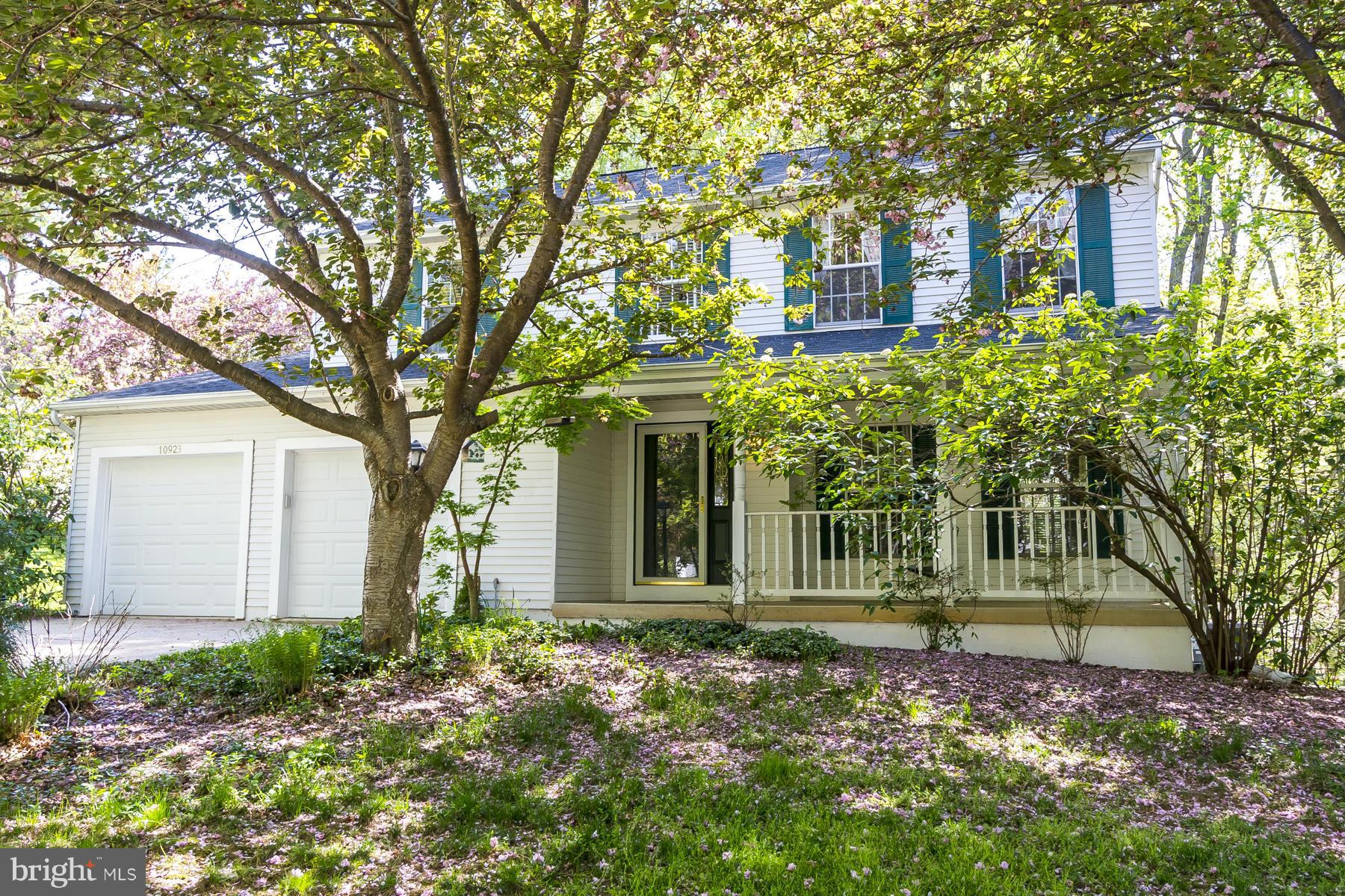 VILLAGE OF HICKORY RIDGE - Residential