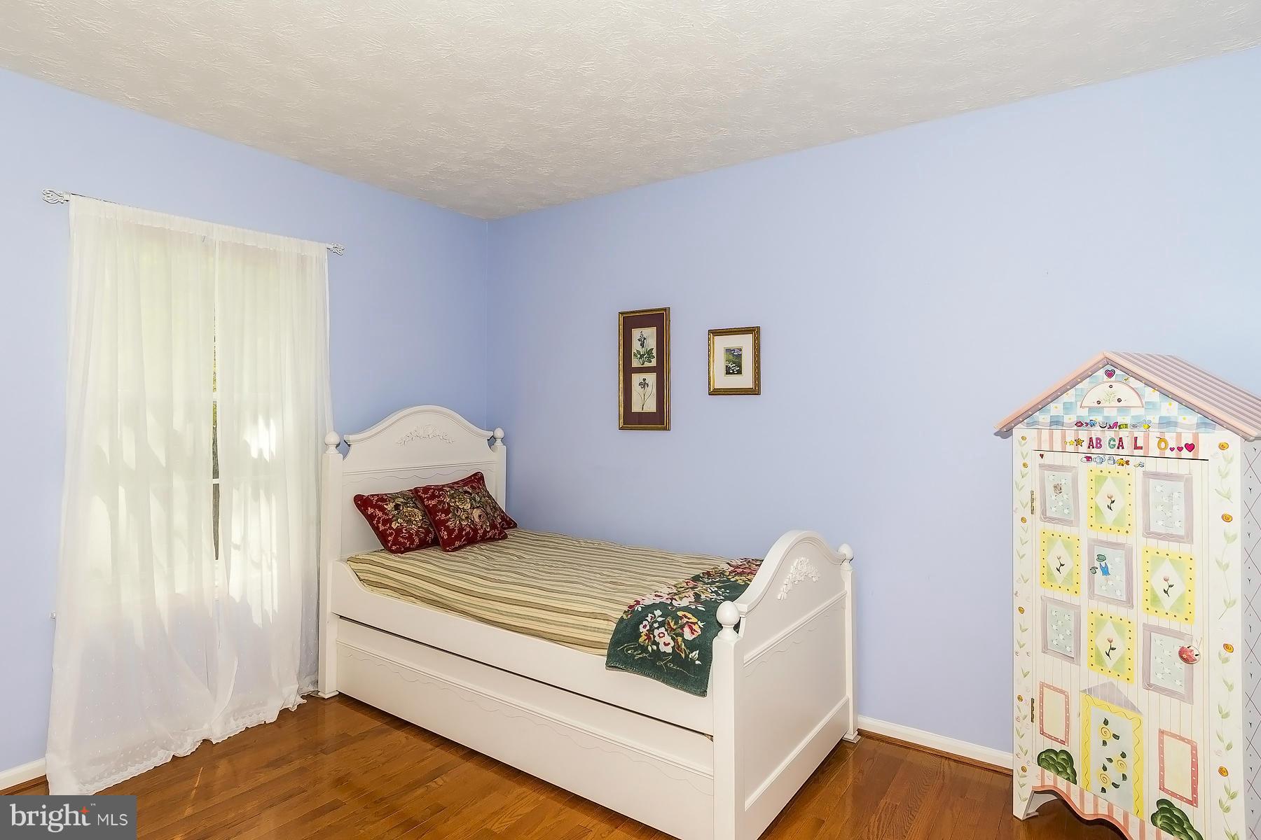 VILLAGE OF HICKORY RIDGE - Residential