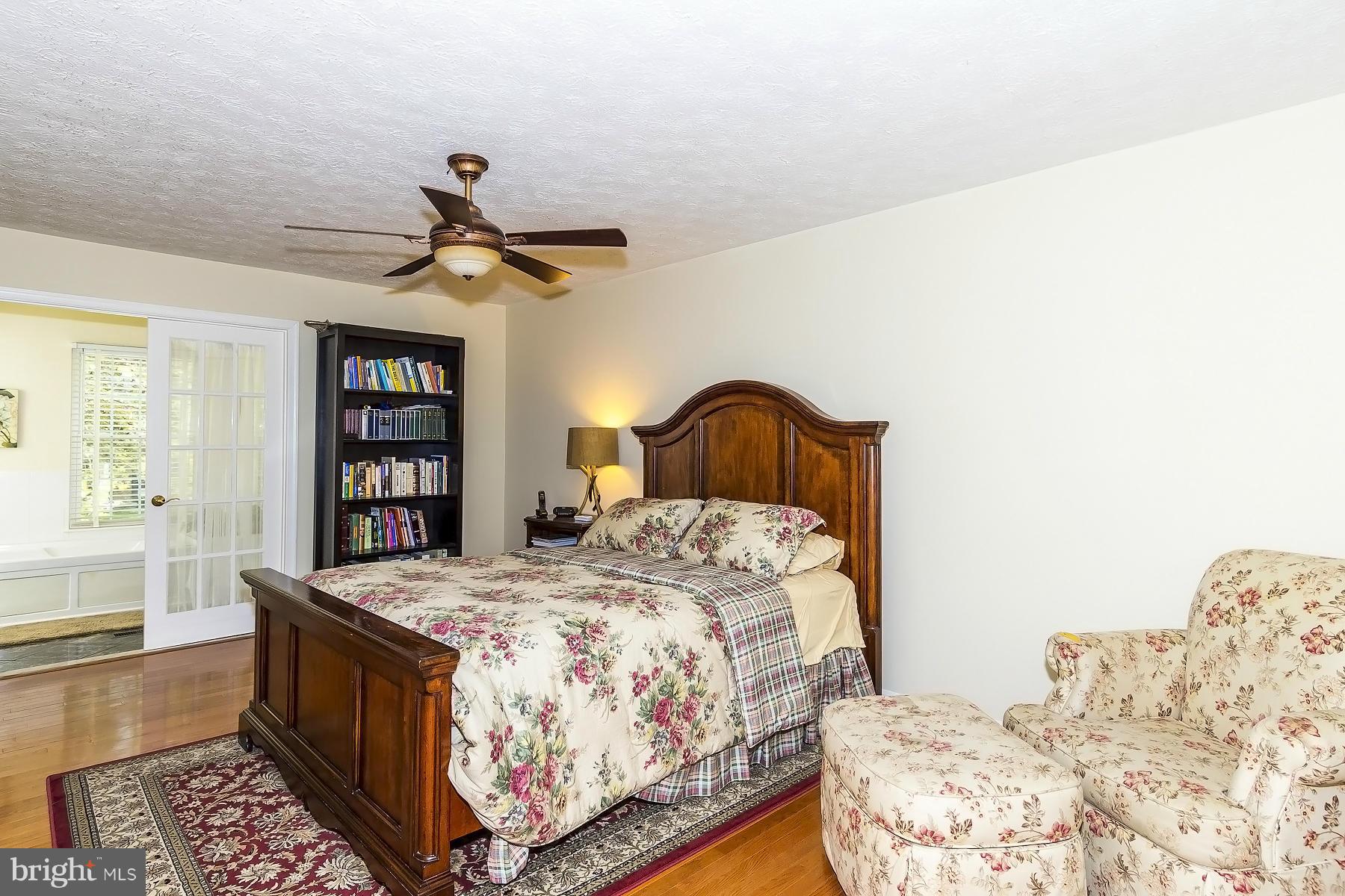 VILLAGE OF HICKORY RIDGE - Residential