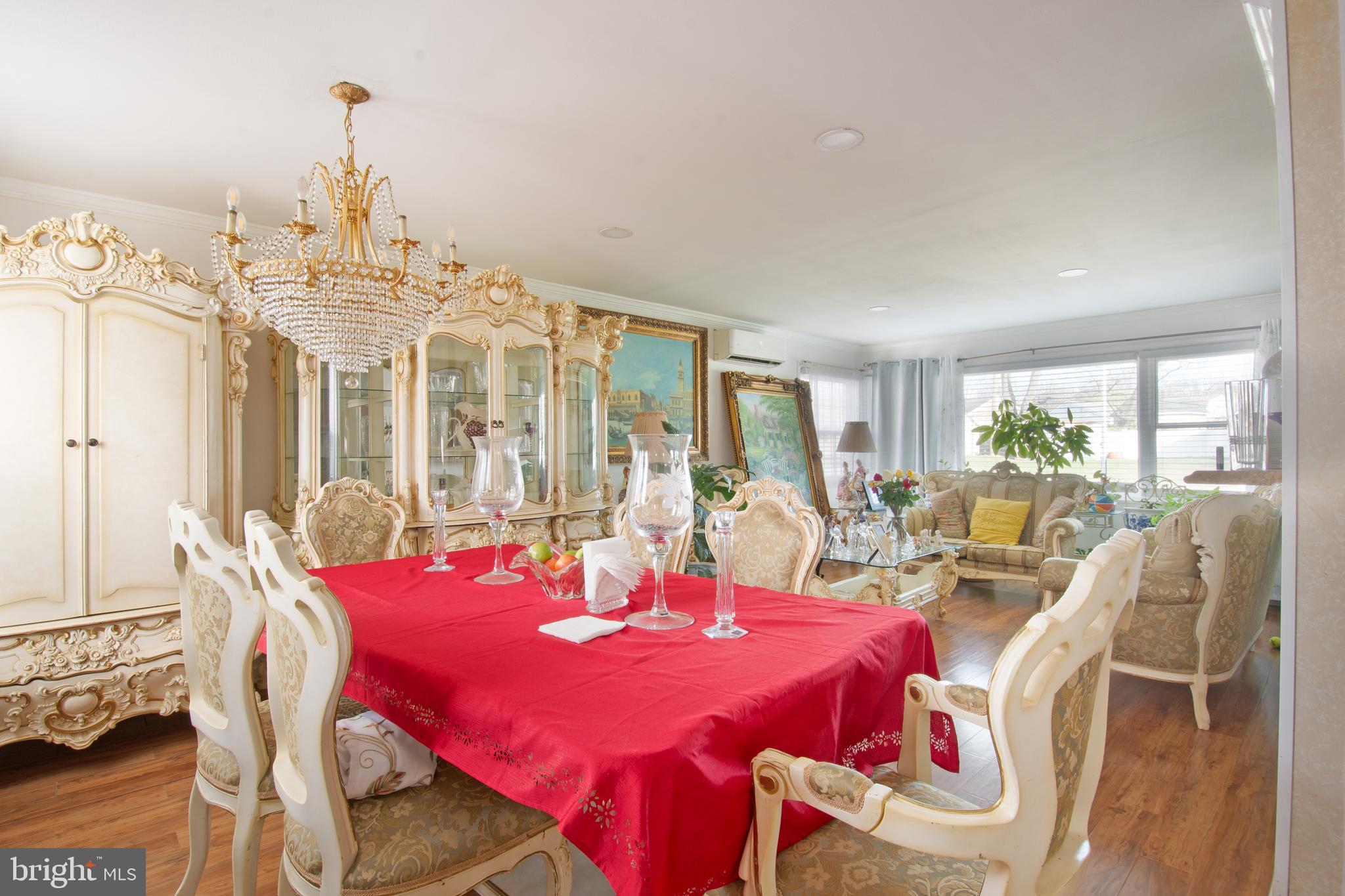 CHELSEA ESTATES - Residential