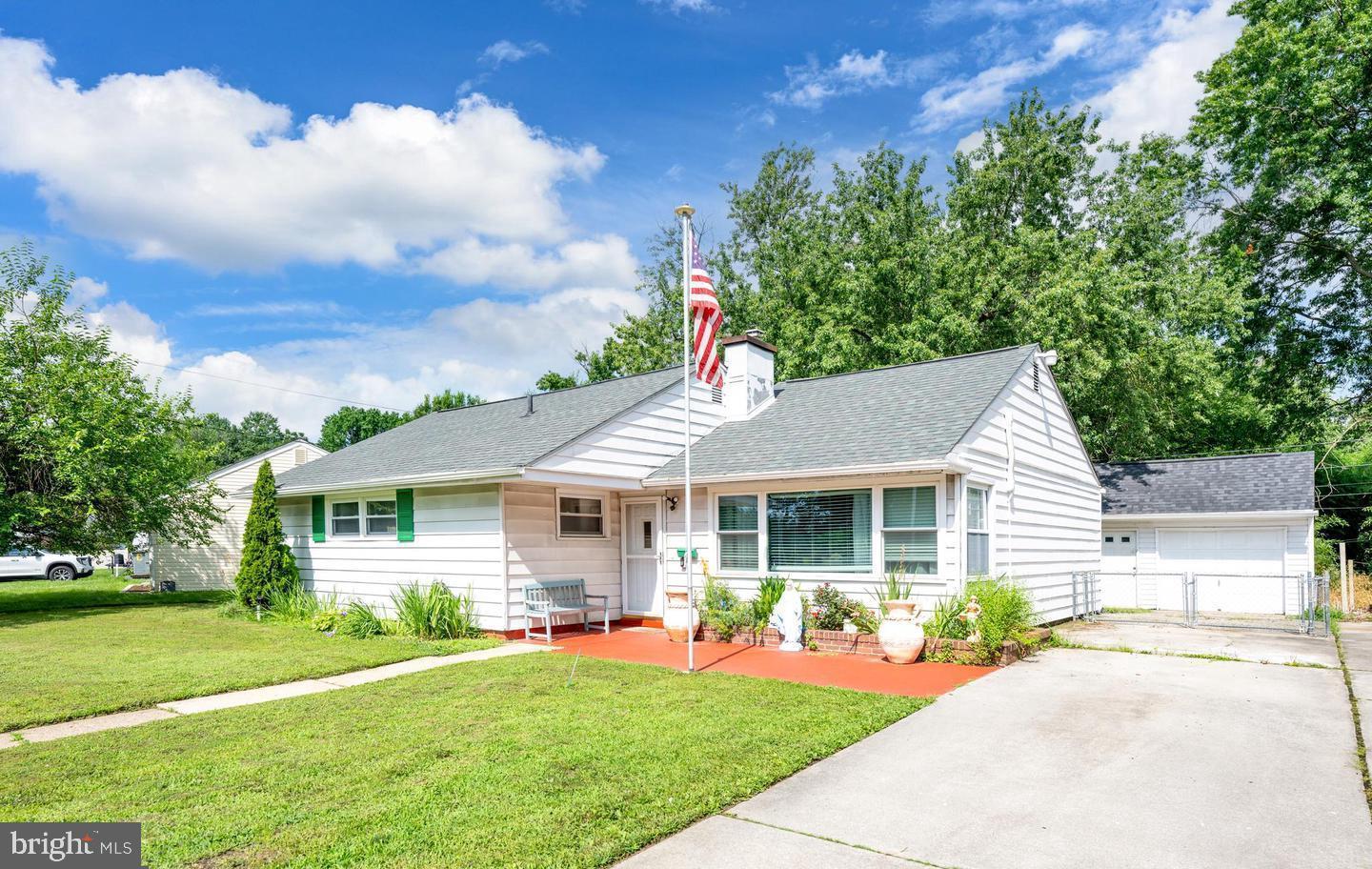 CHELSEA ESTATES - Residential