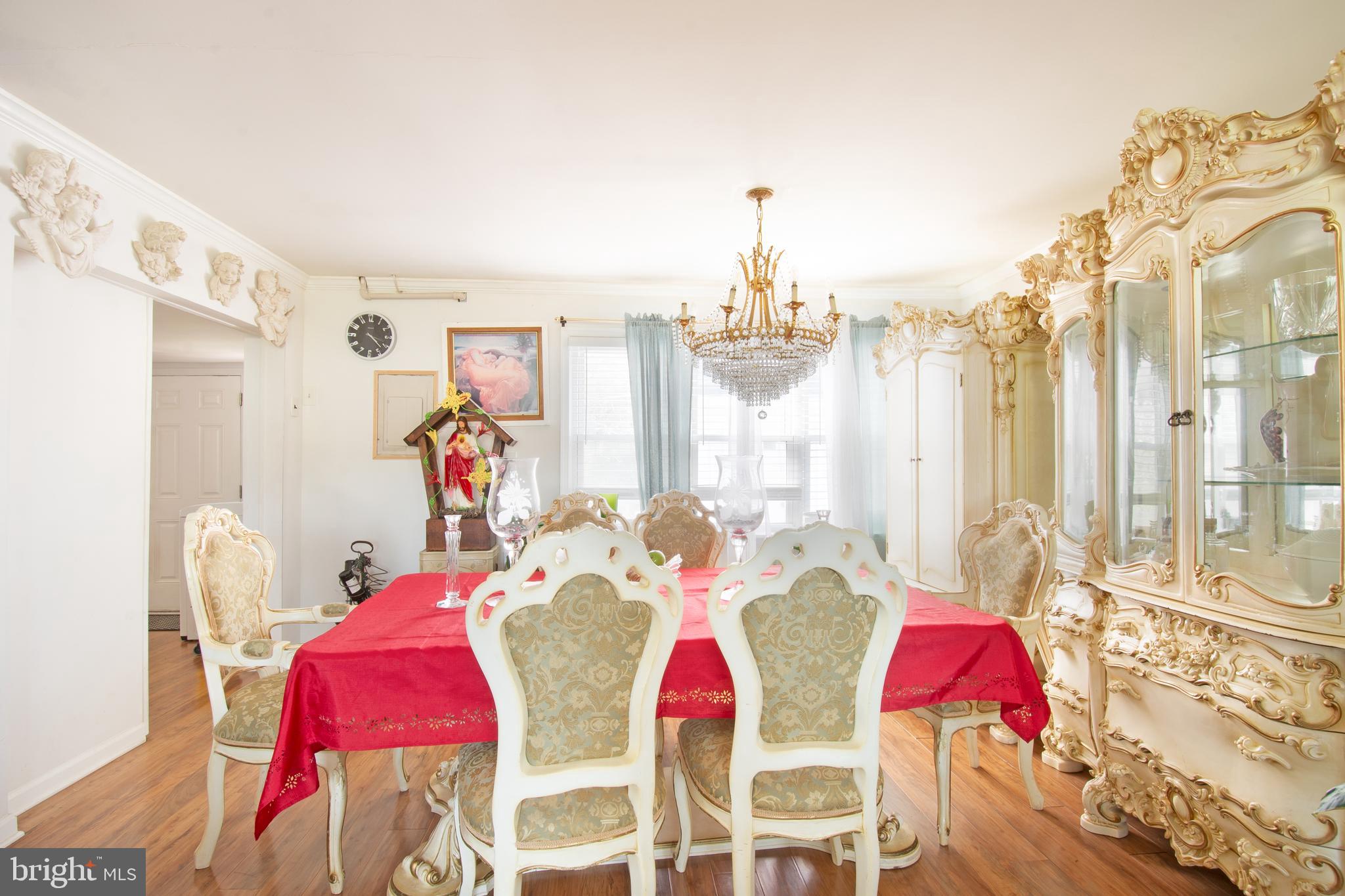 CHELSEA ESTATES - Residential