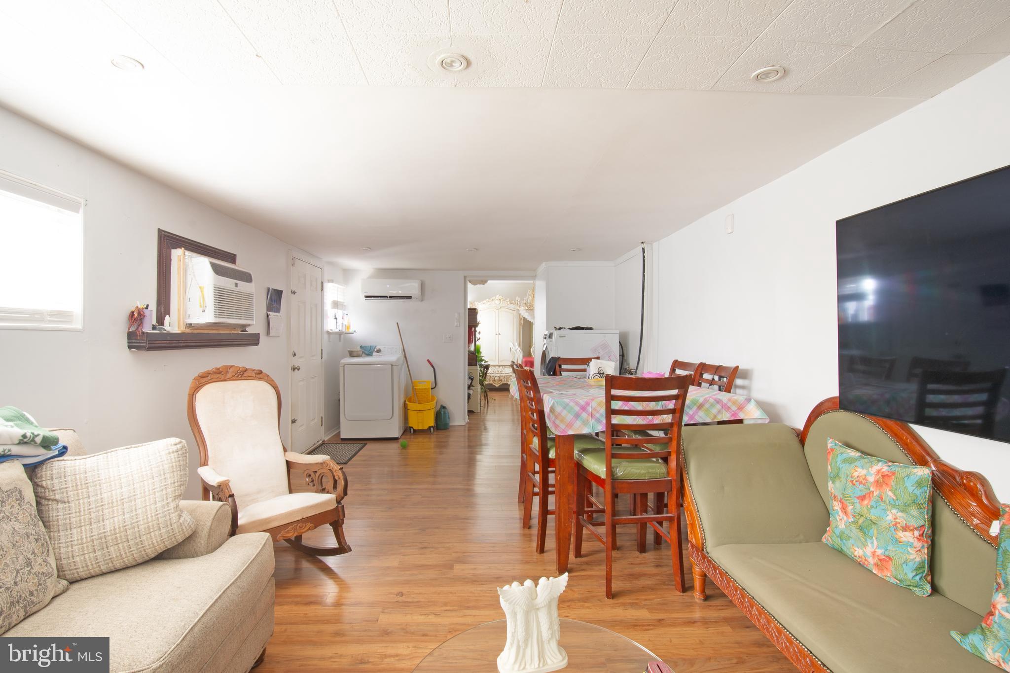 CHELSEA ESTATES - Residential