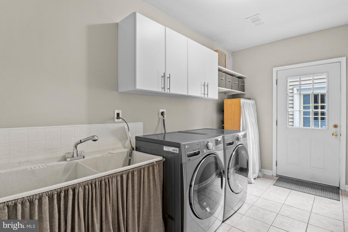 GWYNEDD MEADOWS - Residential