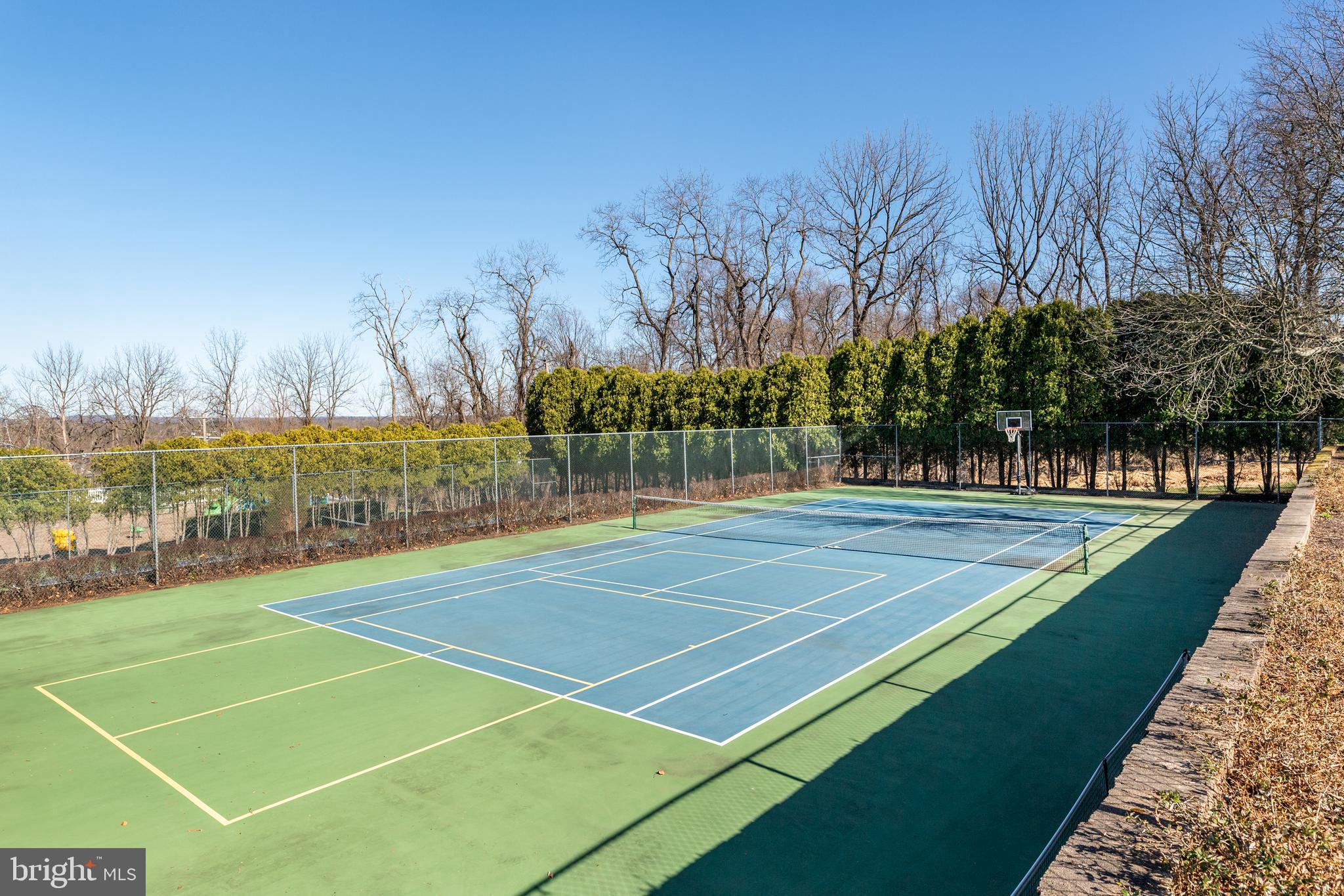 CHARLESTOWN HUNT - Residential