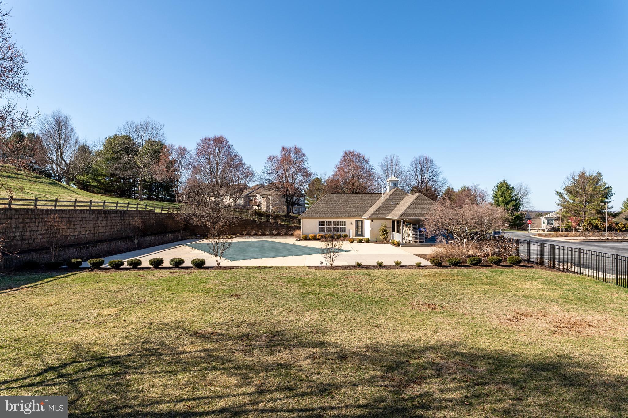 CHARLESTOWN HUNT - Residential