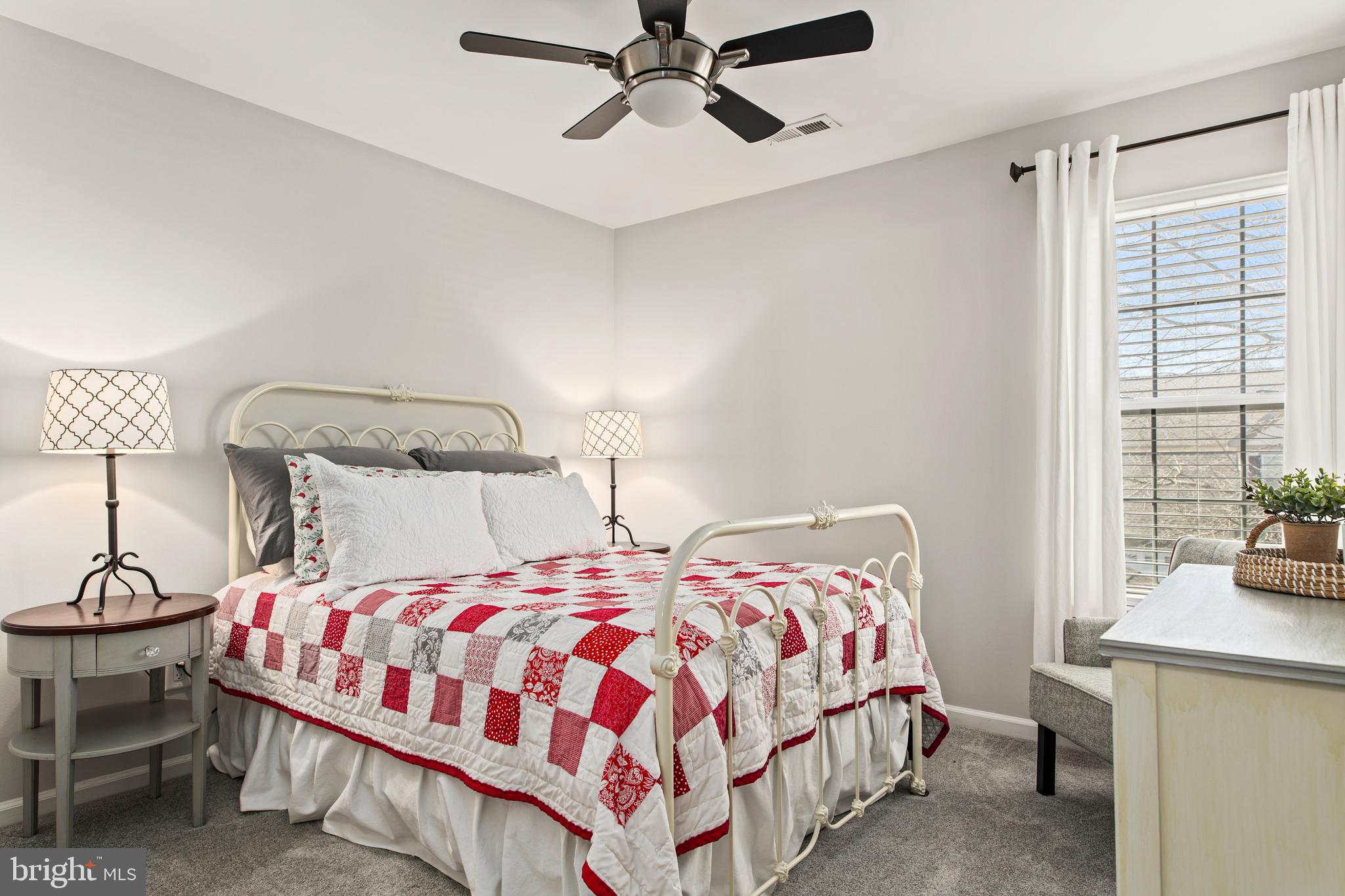 CHARLESTOWN HUNT - Residential