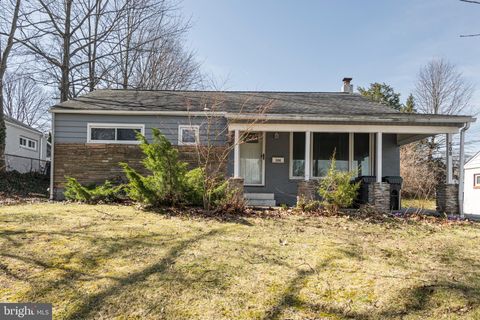 Photo of 508 W Anderson Avenue, PHOENIXVILLE, PA 19460 (MLS # PACT2120366)