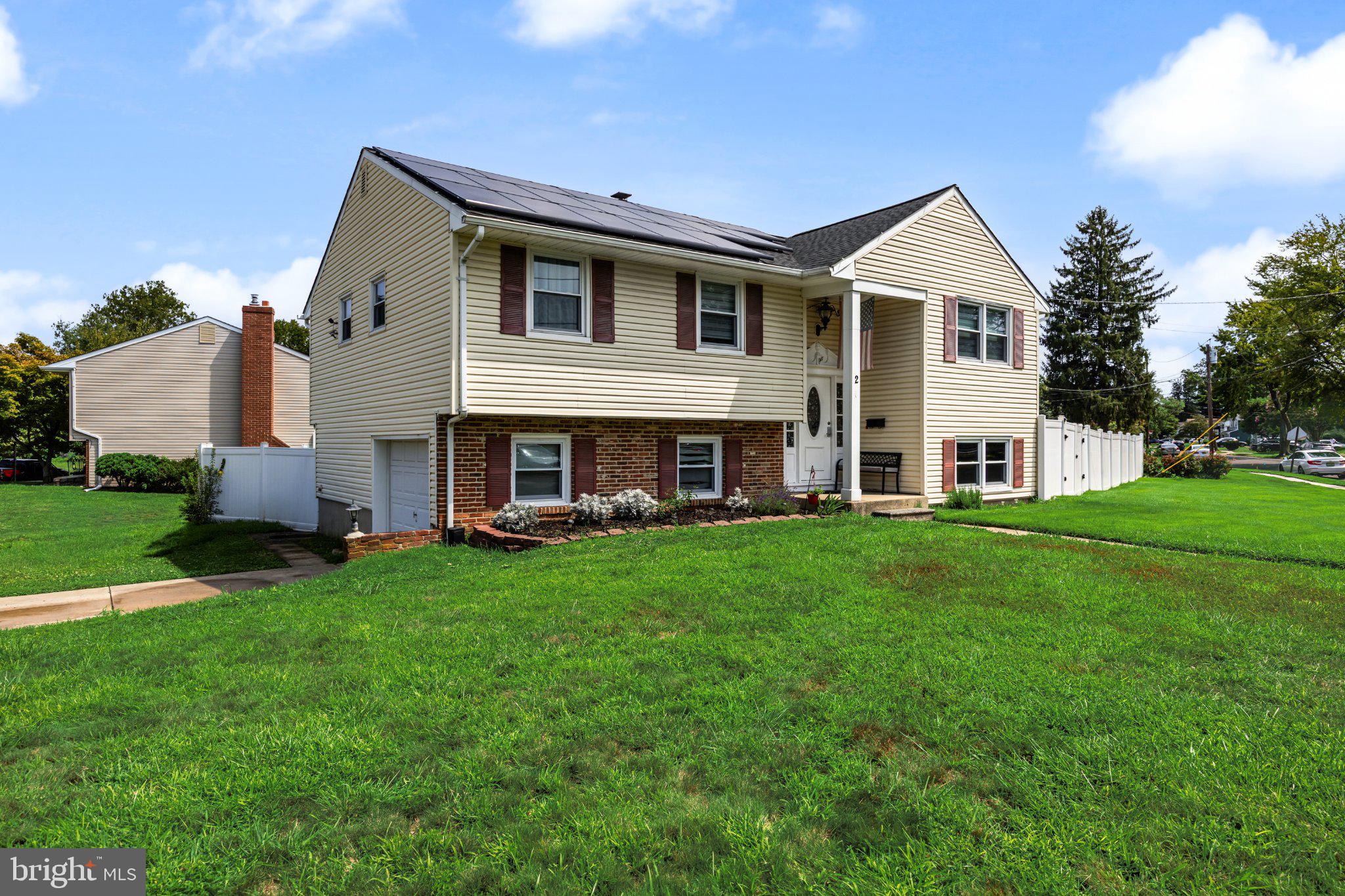 2 FLORENCE AVENUE