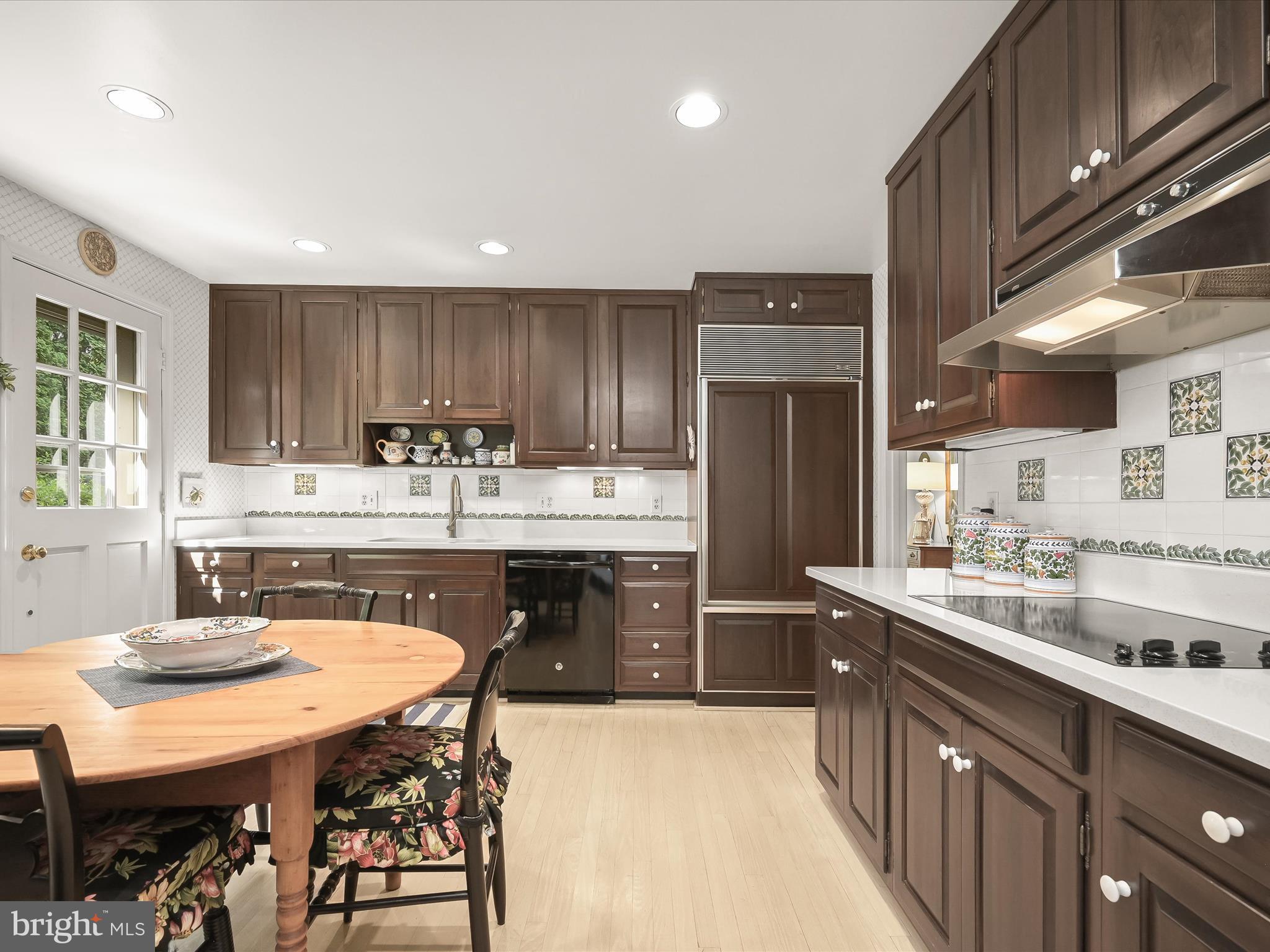 WESTMORELAND HILLS - Residential