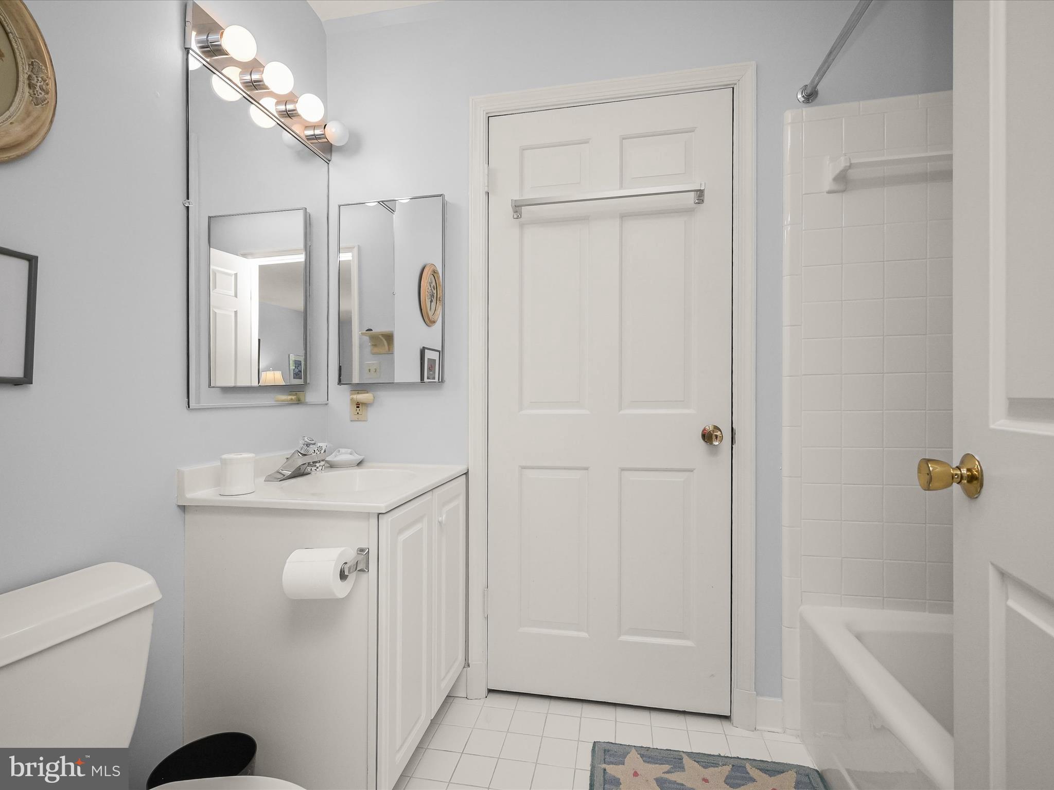 WESTMORELAND HILLS - Residential