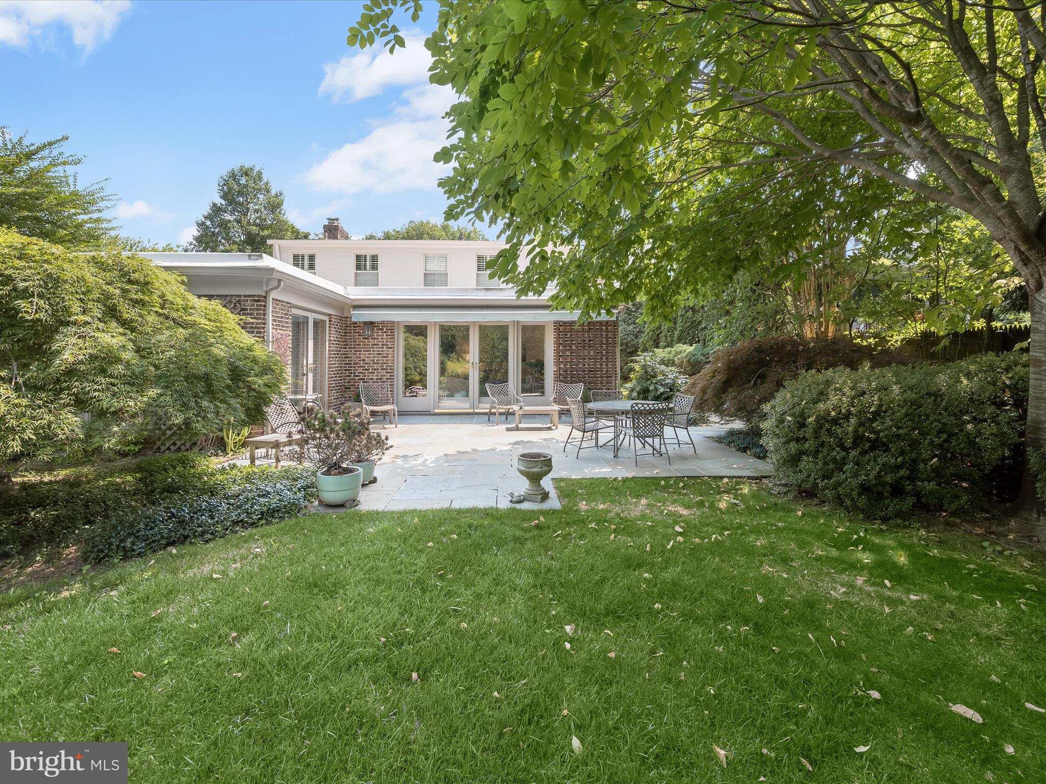 WESTMORELAND HILLS - Residential