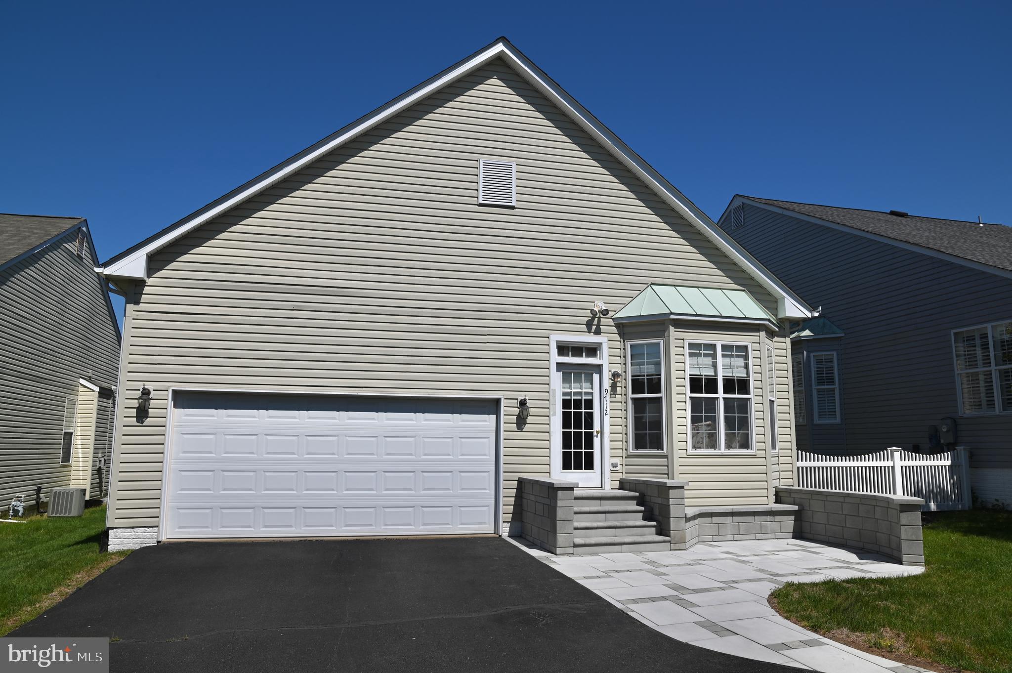 DUNBARTON - Residential