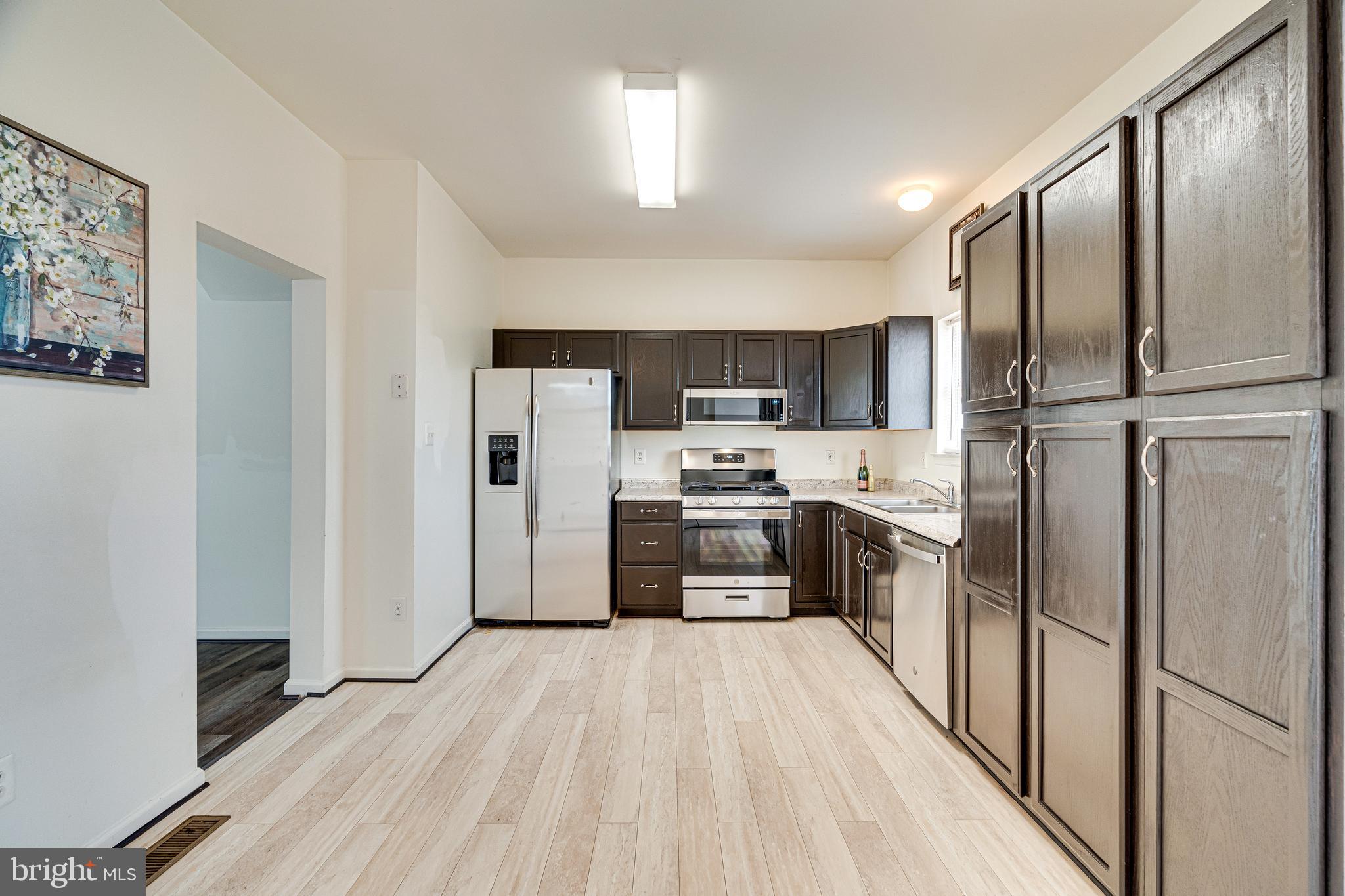 SYCAMORE HILL - Residential Lease