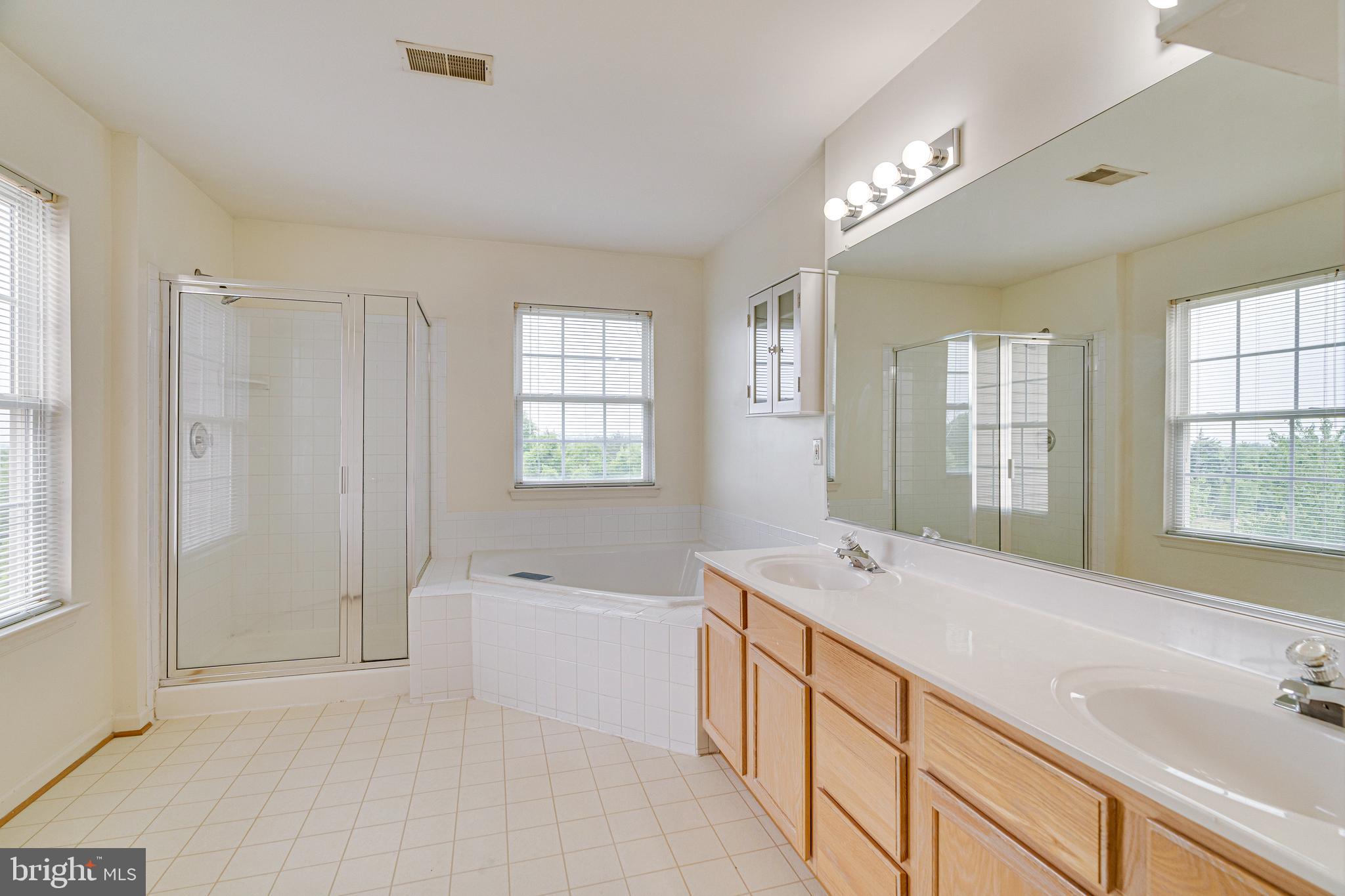 SYCAMORE HILL - Residential Lease