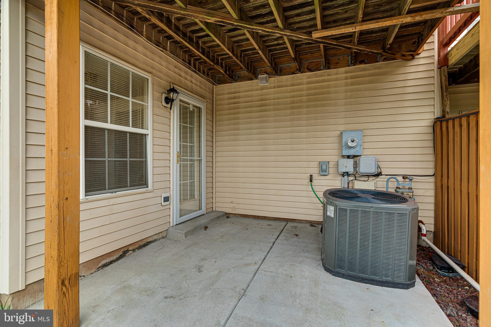 SYCAMORE HILL - Residential Lease