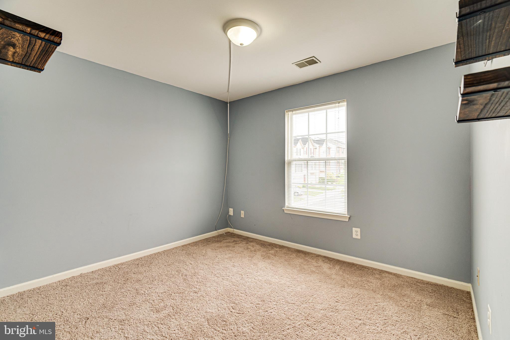 SYCAMORE HILL - Residential Lease